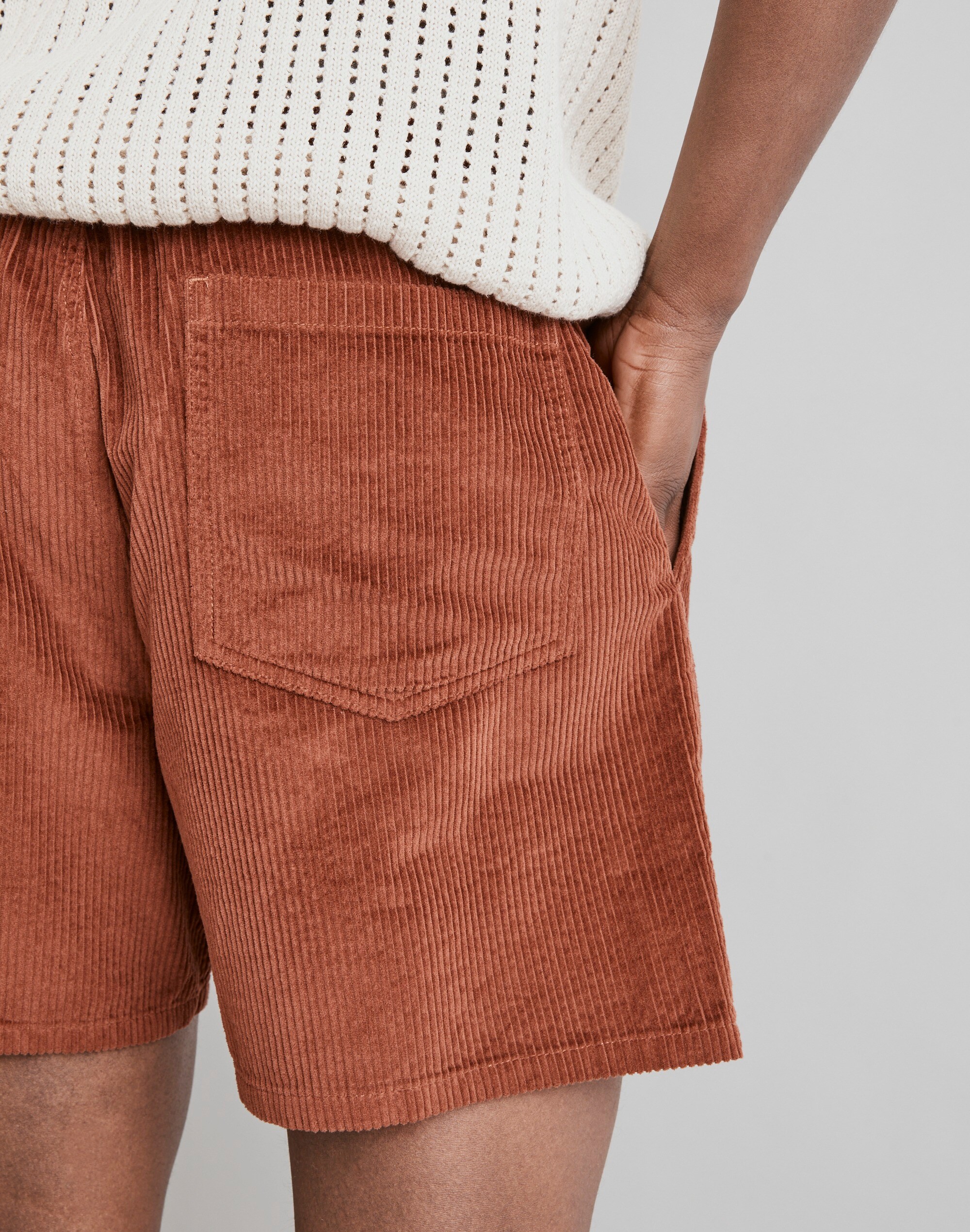 5 1/2" Corduroy Everywear Shorts