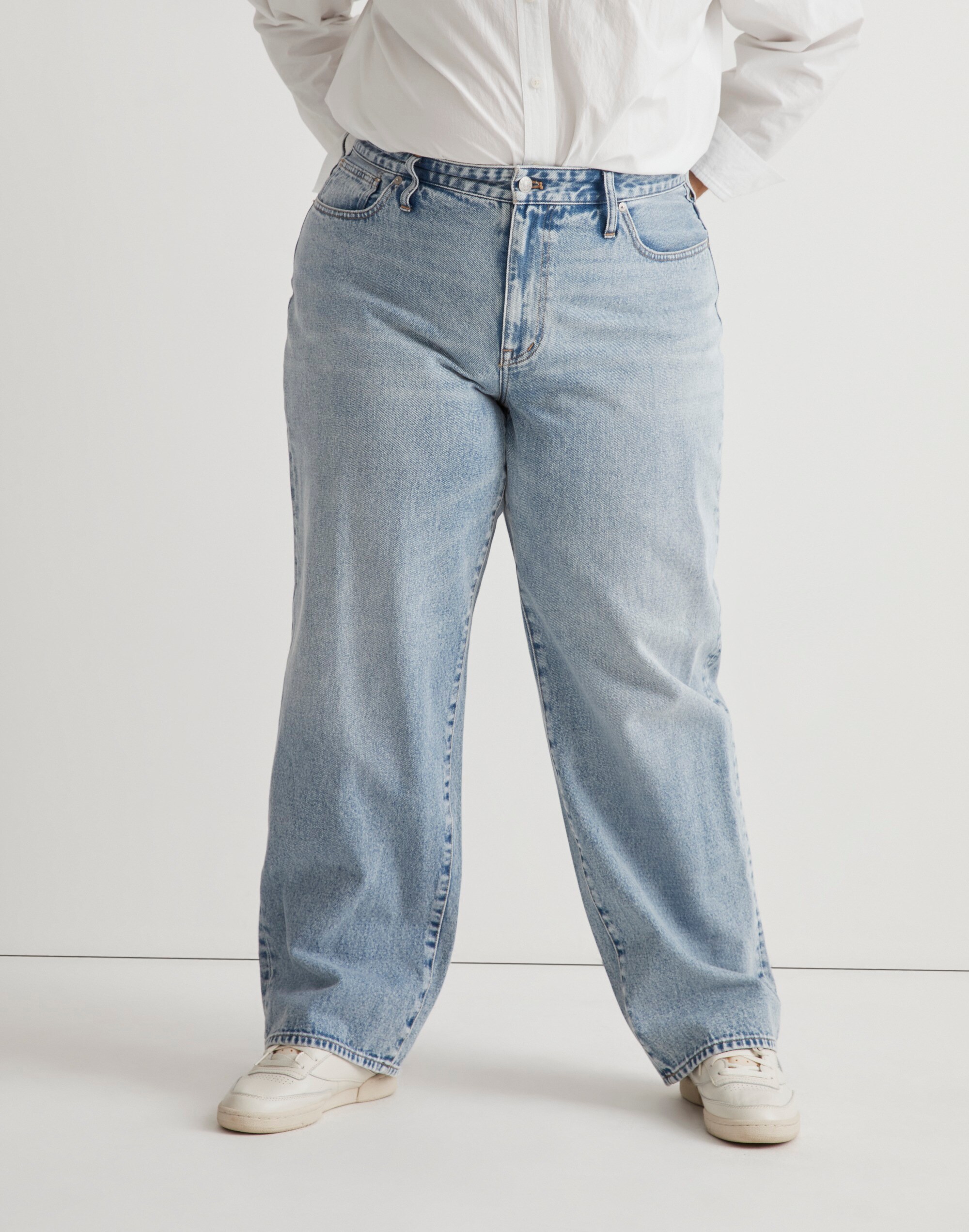 Plus Baggy Straight Jeans in Olvera Wash