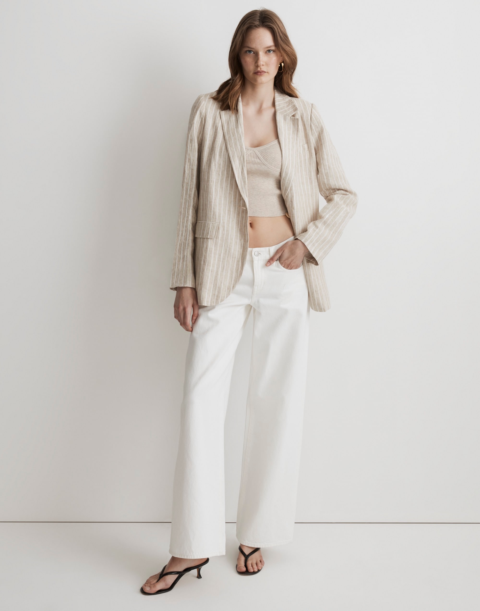 The Larsen Blazer in 100% Linen