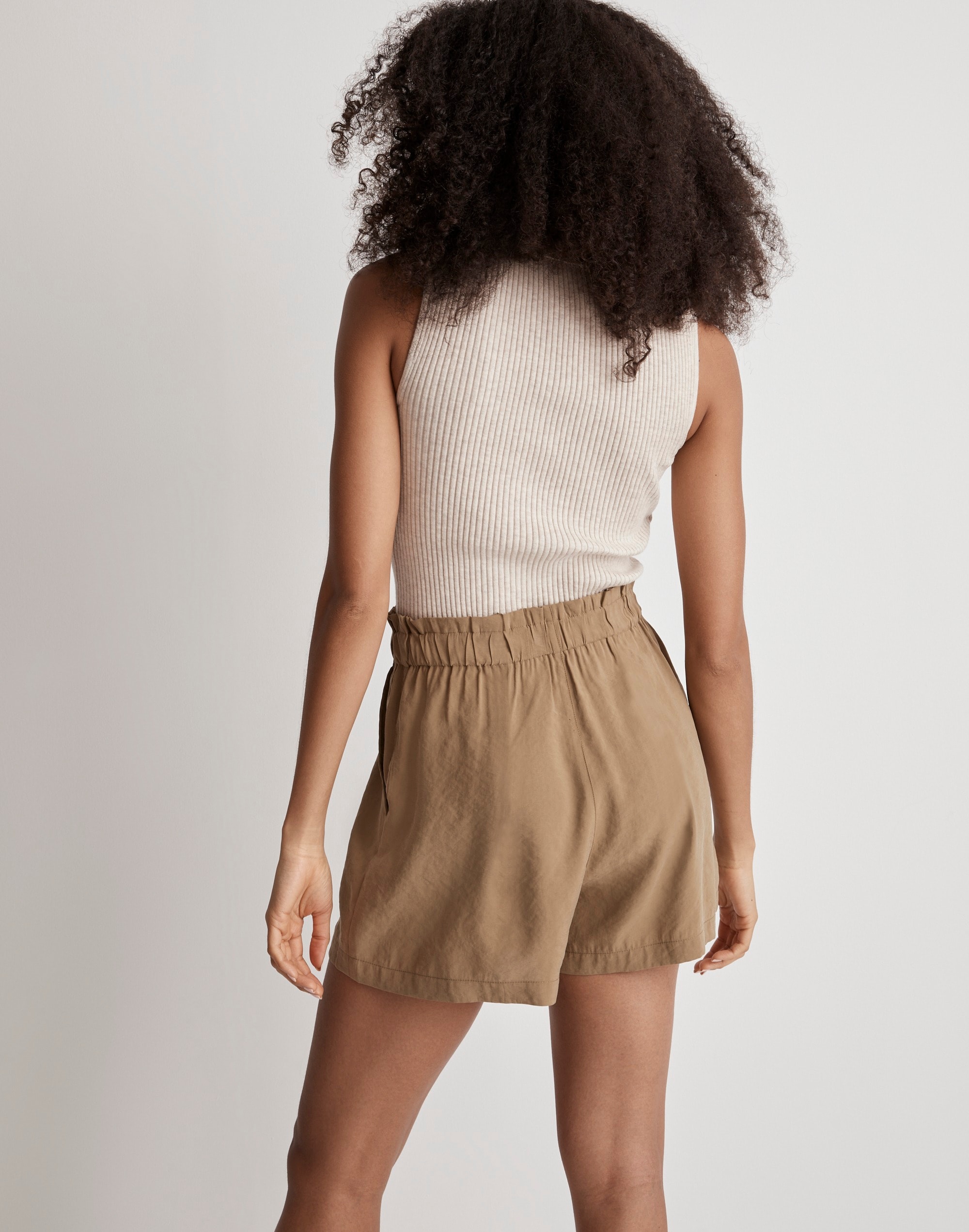 Seamed Pull-On Paperbag Shorts in Softdrape