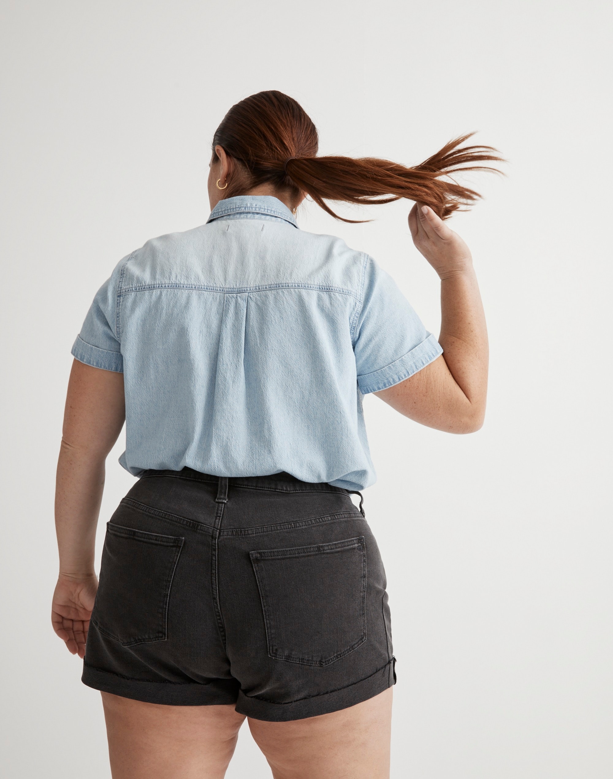 Plus Curvy High-Rise Denim Shorts in Lunar Wash