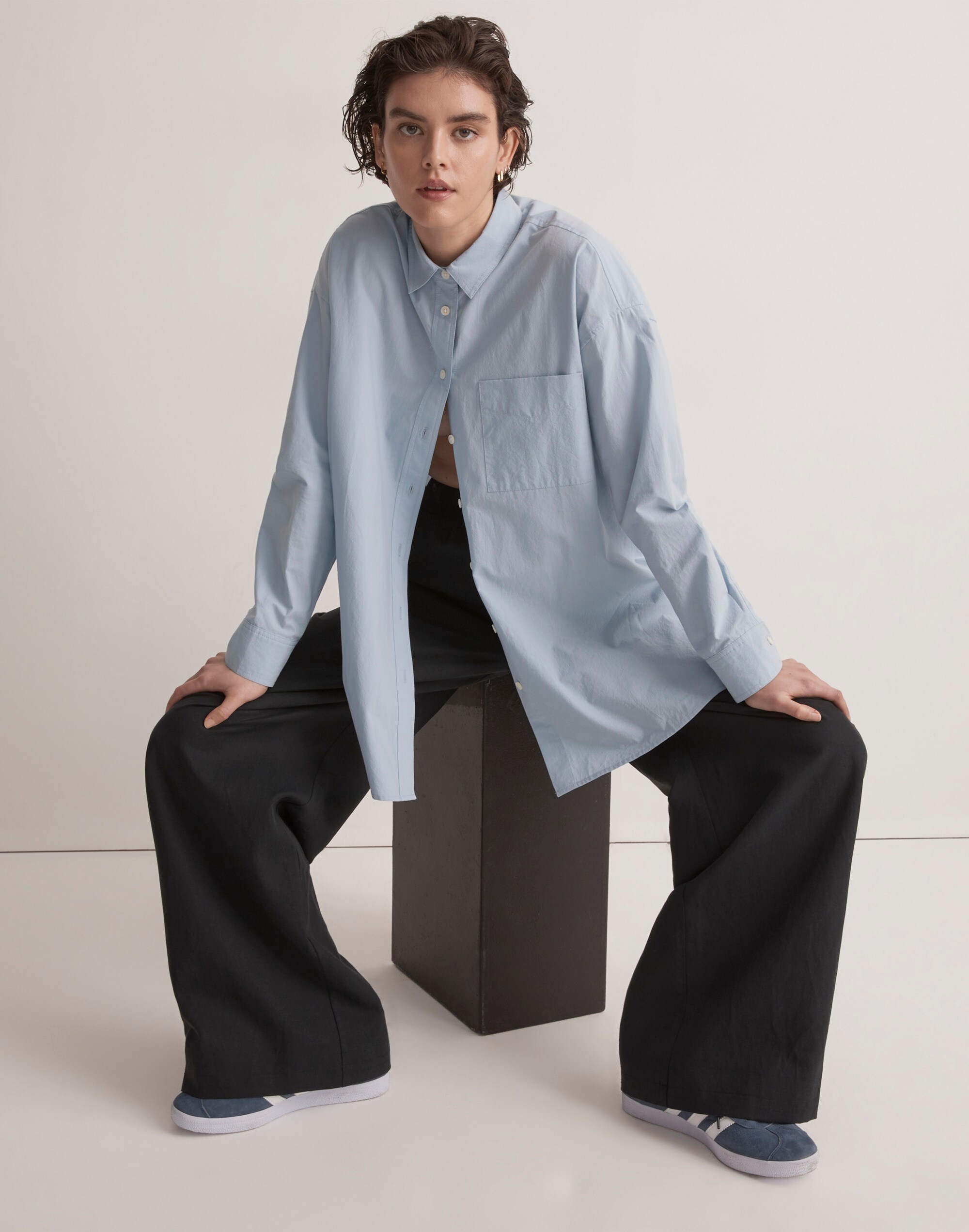 The Signature Poplin Oversized Shirt Alternate Image 1