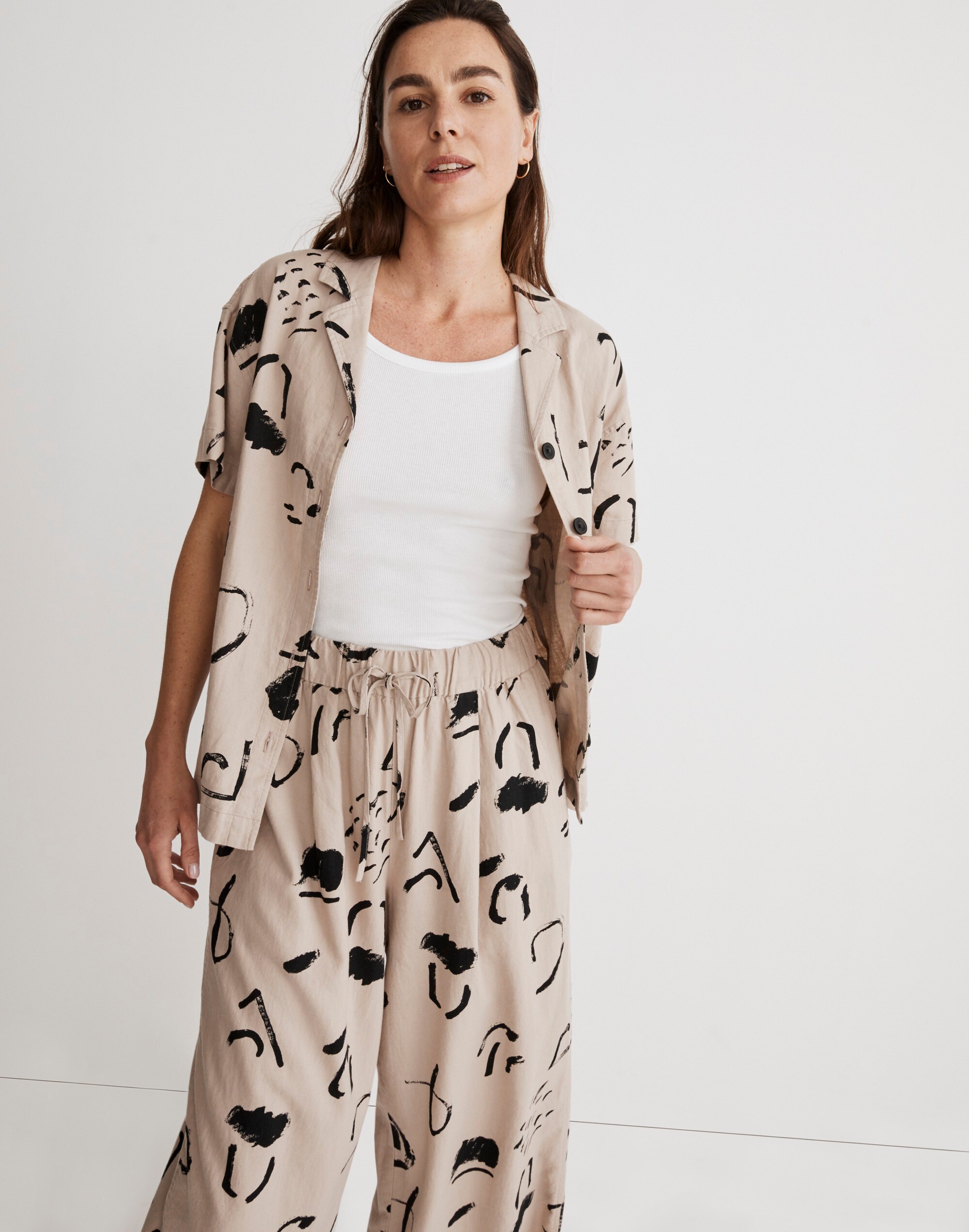 Madewell x Caroline Z Hurley Camp Shirt in Abstract Alpha Alternate Image 4