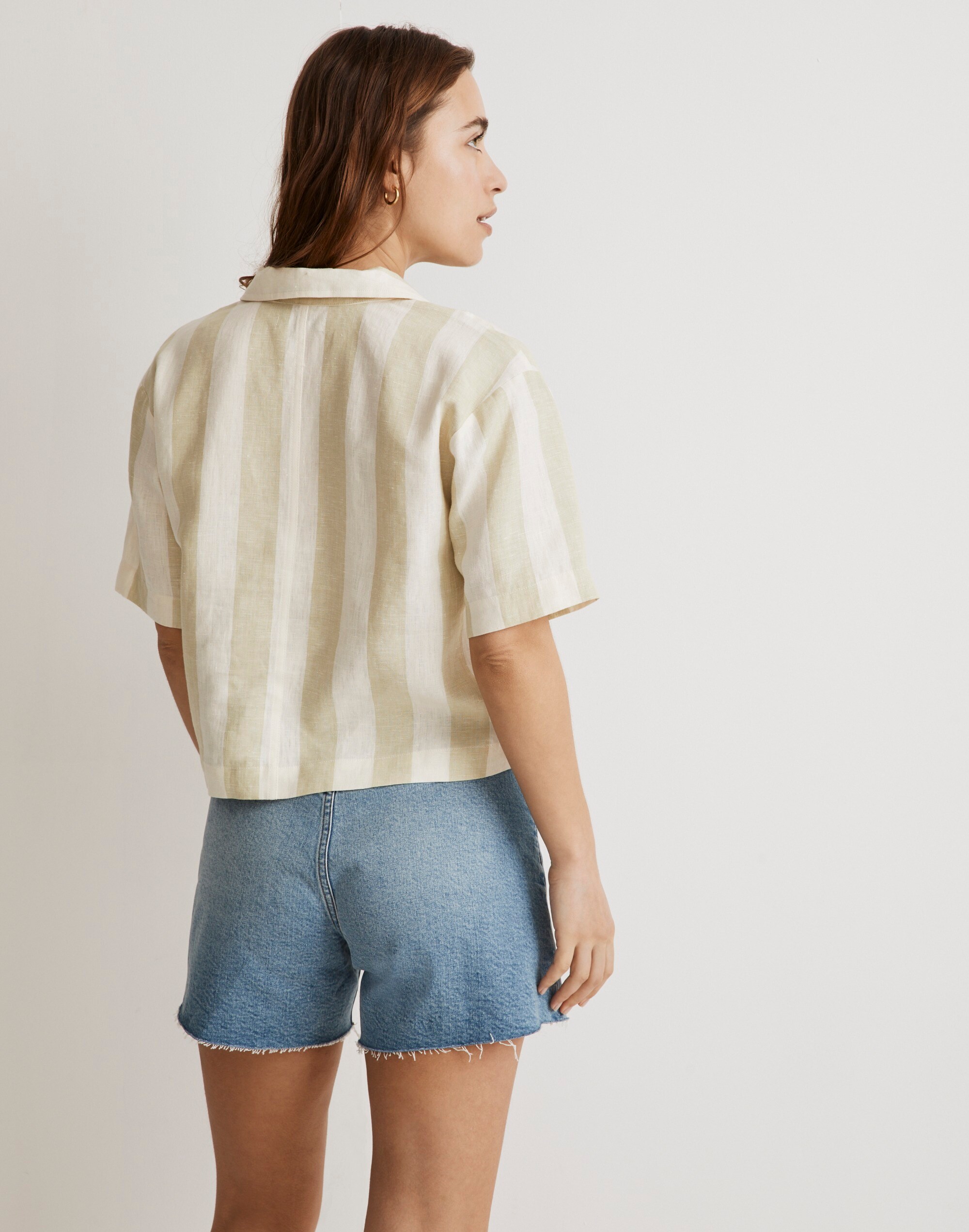 100% Linen Resort Crop Shirt in Springy Stripe
