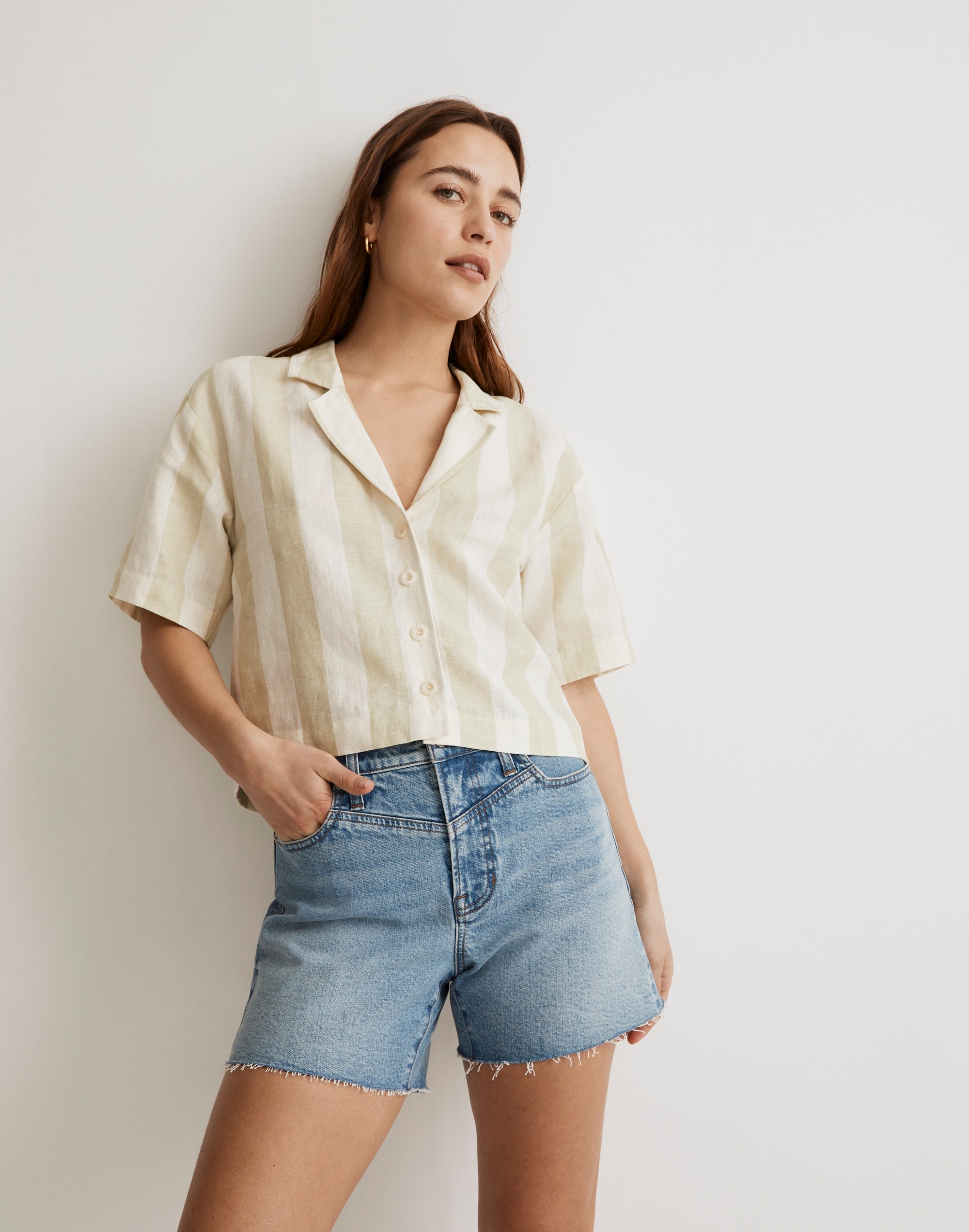 100% Linen Resort Crop Shirt in Springy Stripe