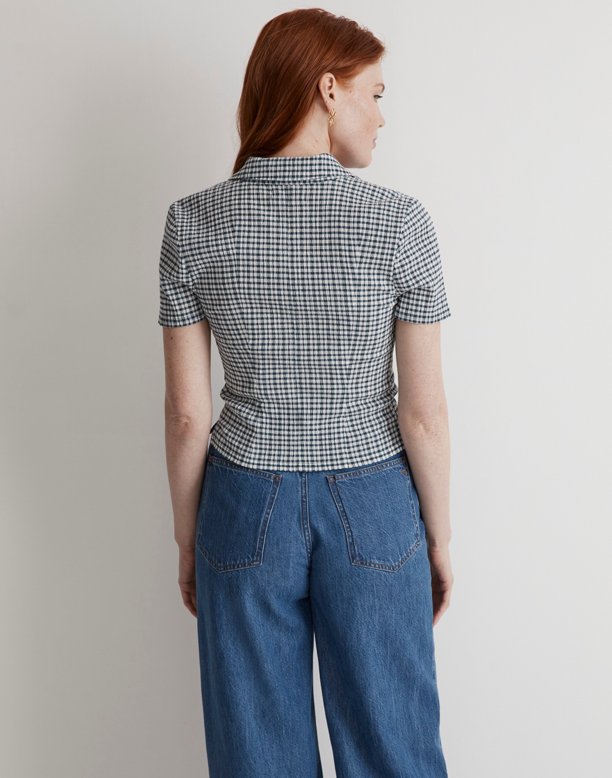 Crinkled Y-Neck Button-Down Shirt in Plaid