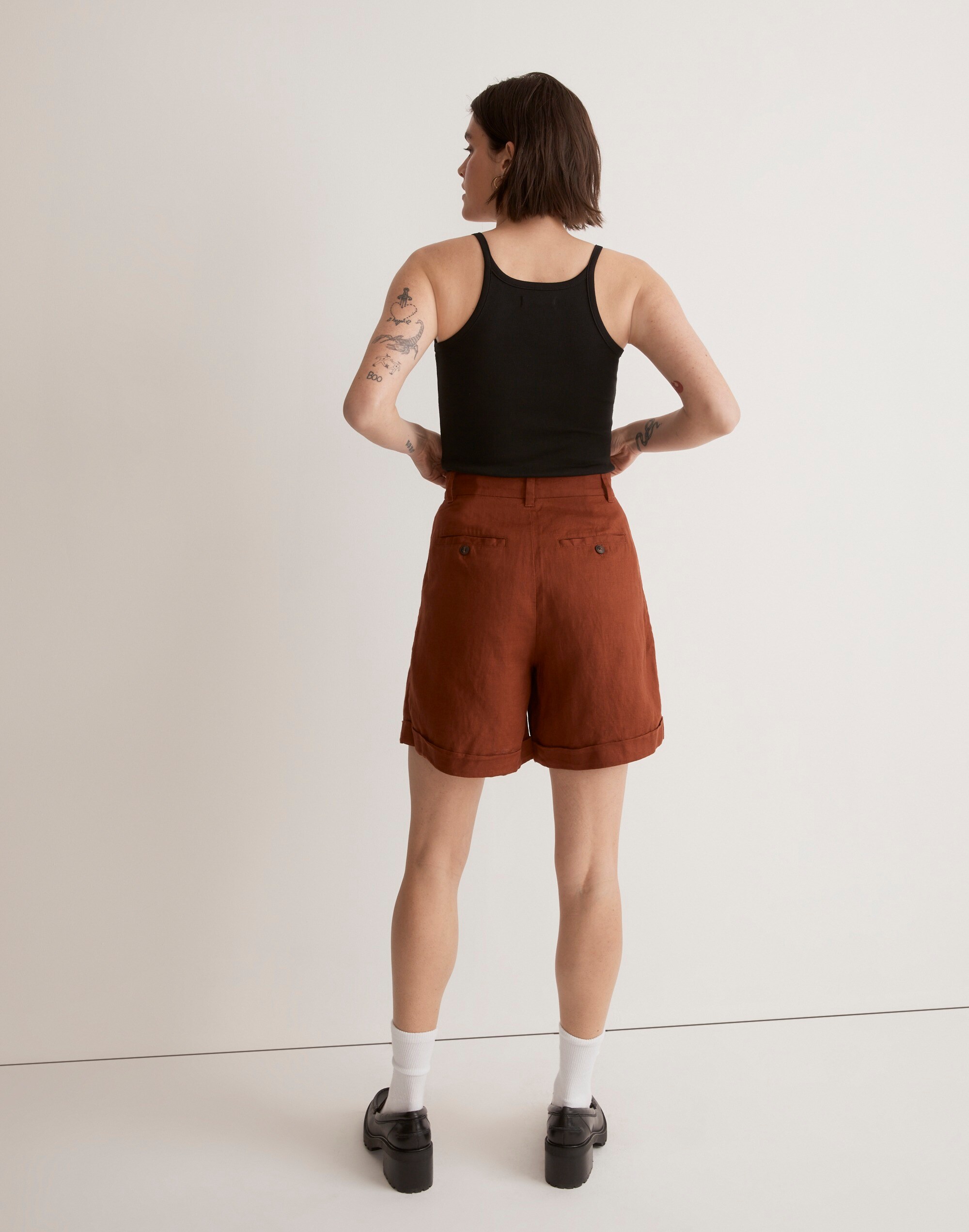 The Harlow Short in 100% Linen