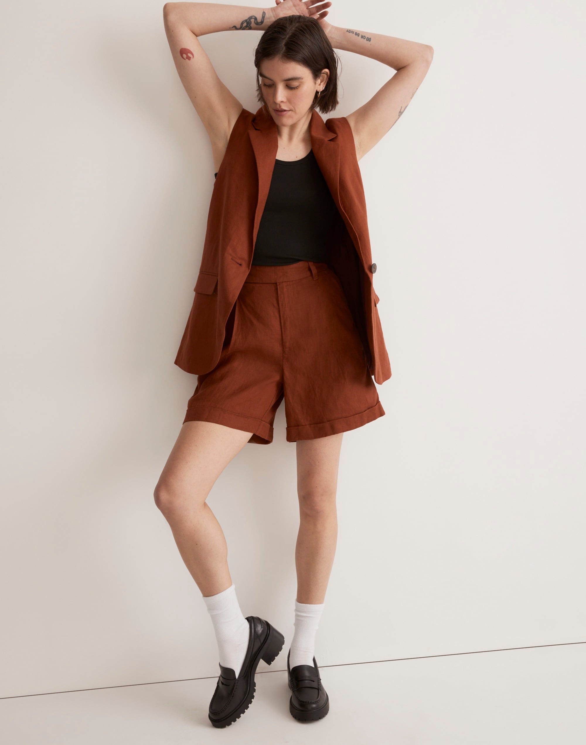 The Harlow Short in 100% Linen