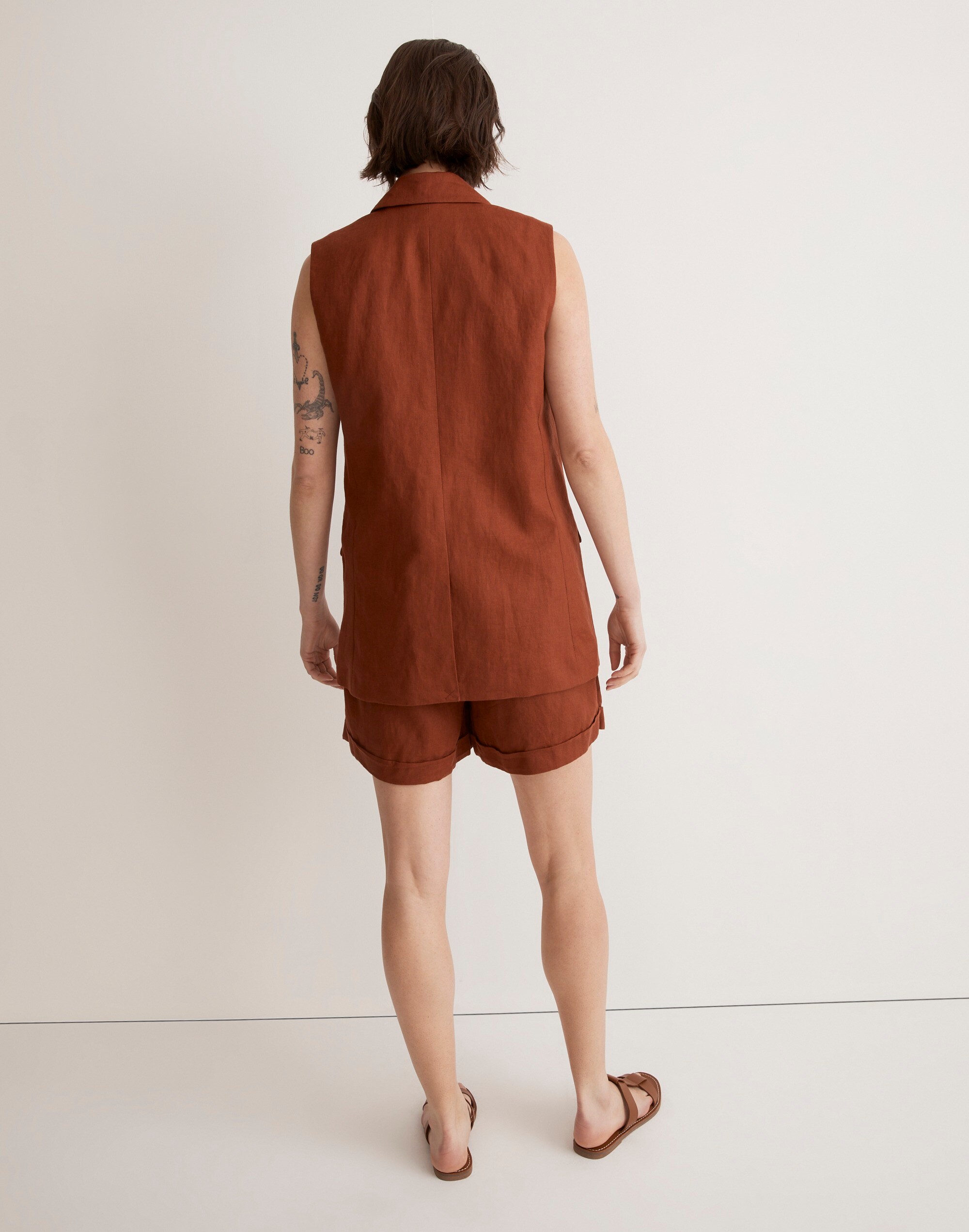 The Larsen Vest in 100% Linen