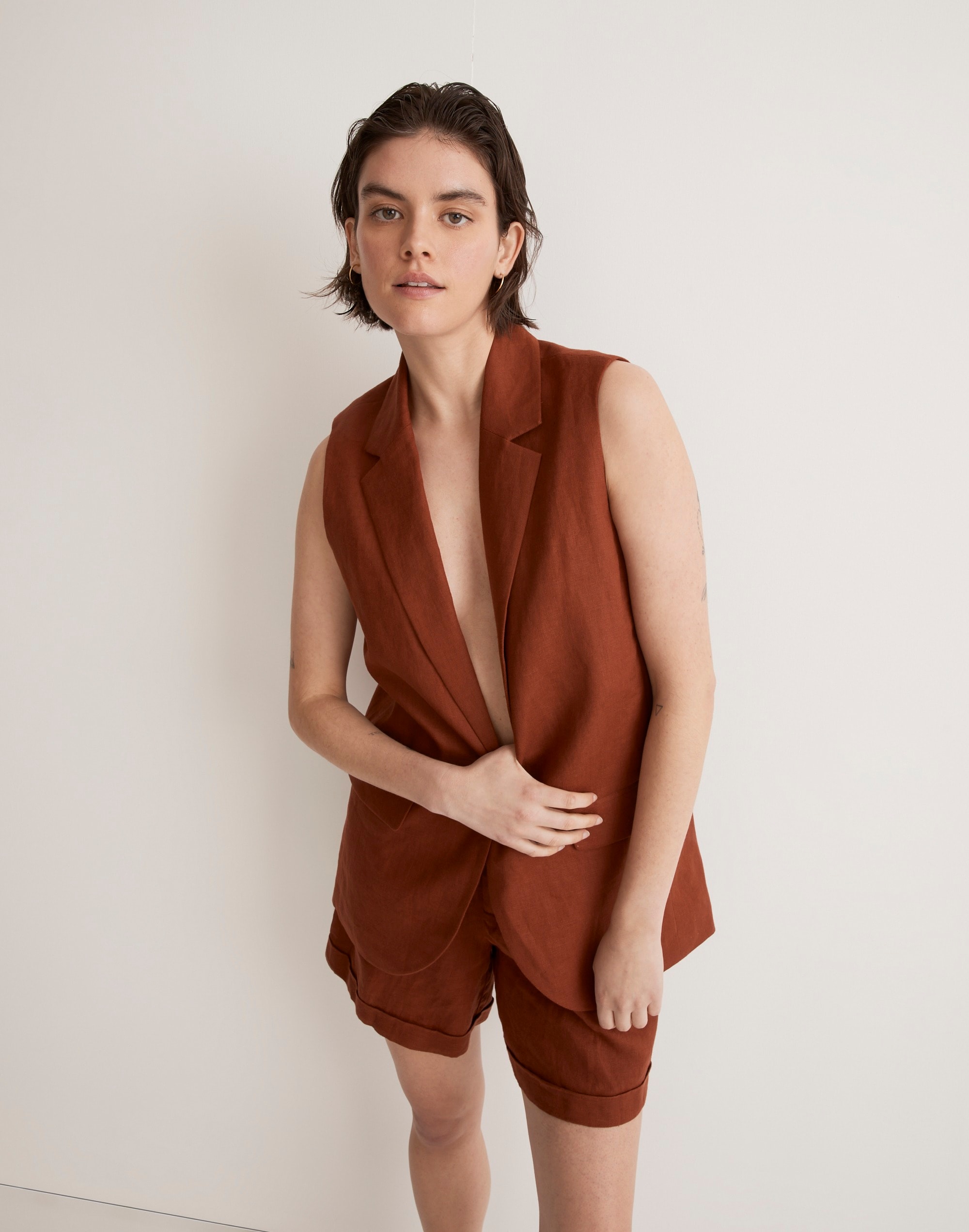 The Larsen Vest in 100% Linen