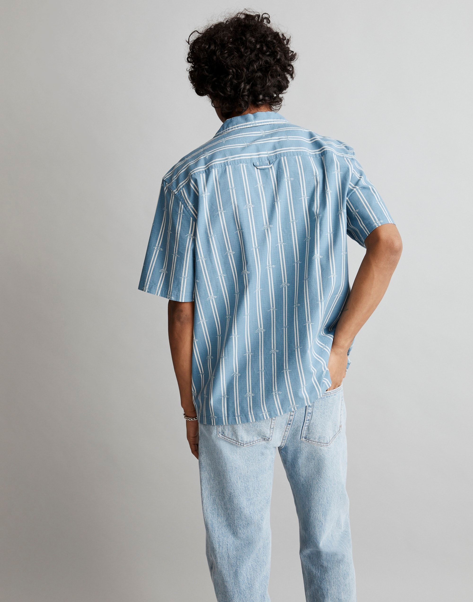 Boxy Short-Sleeve Shirt Wave Print
