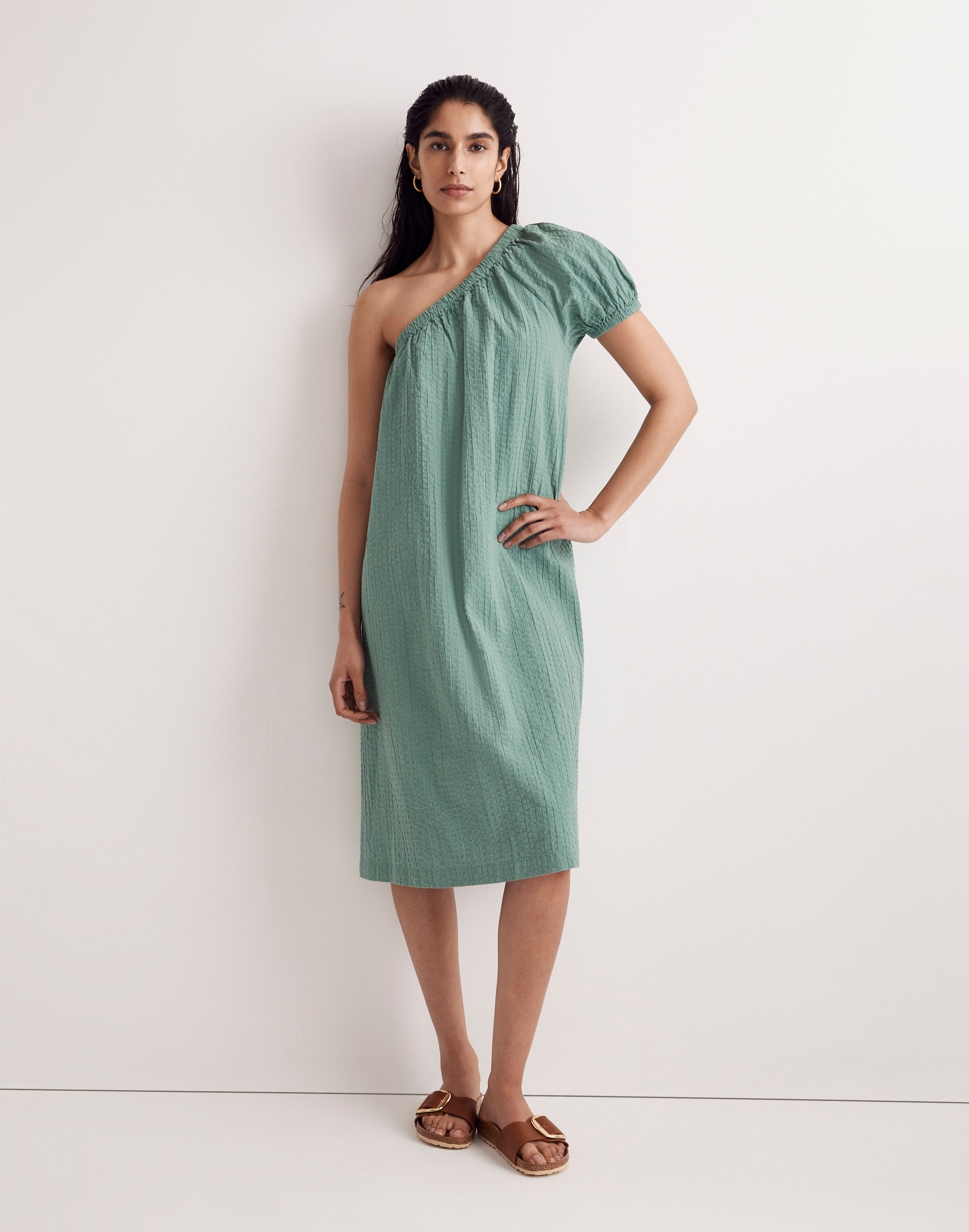 seersucker one-shoulder puff-sleeve midi dress