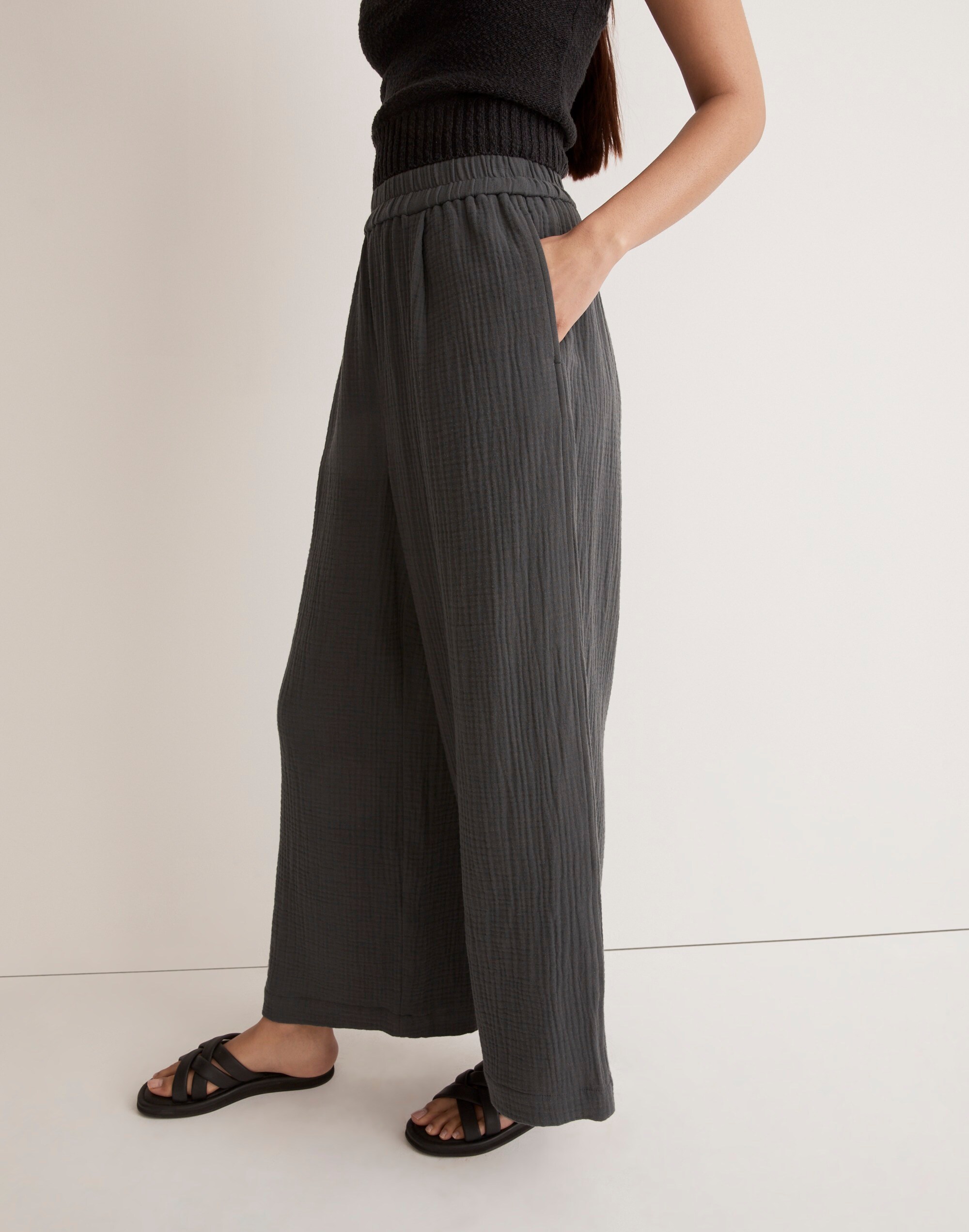 The Tall Untailored Wide-Leg Crop Pant in Lightspun