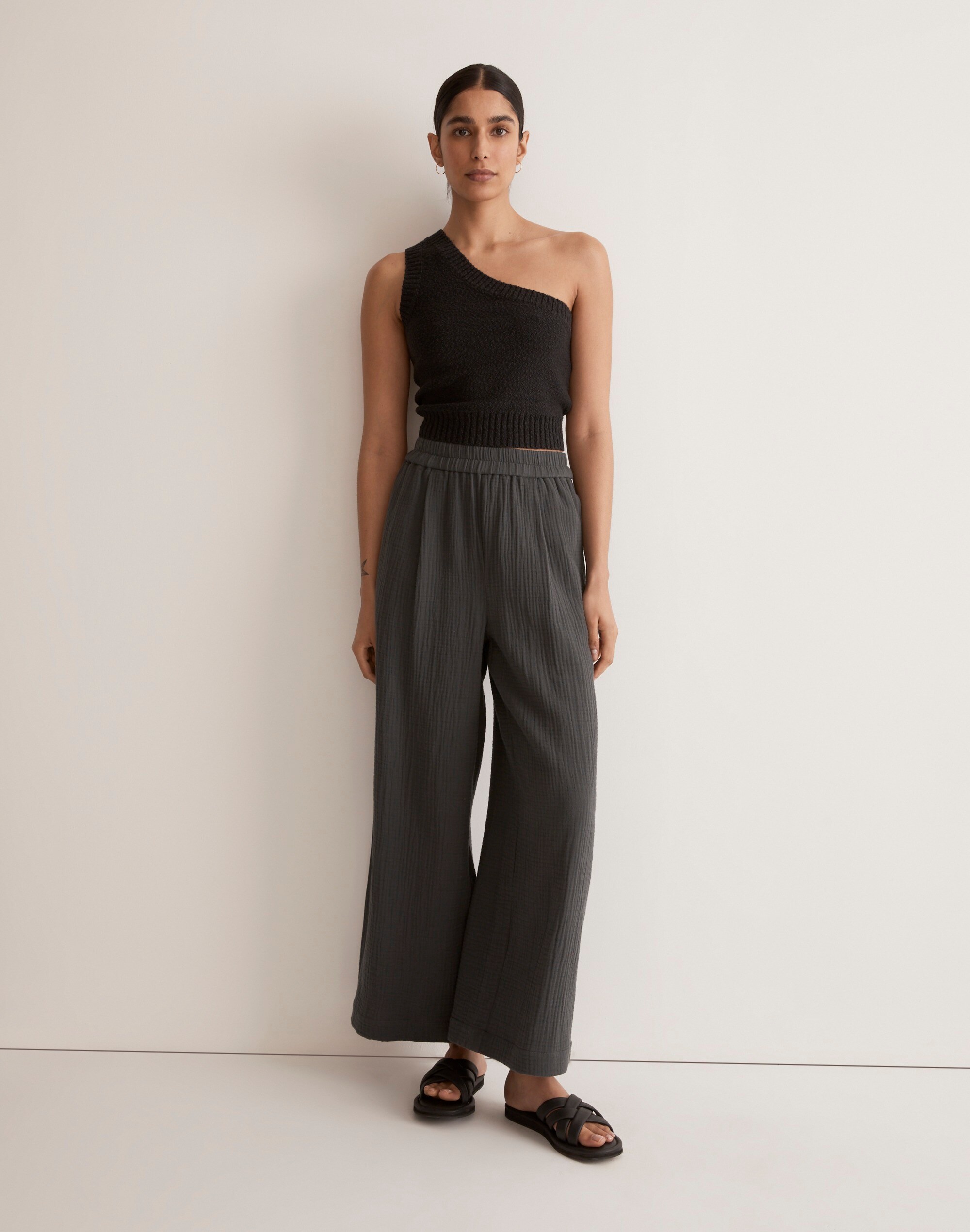The Tall Untailored Wide-Leg Crop Pant in Lightspun