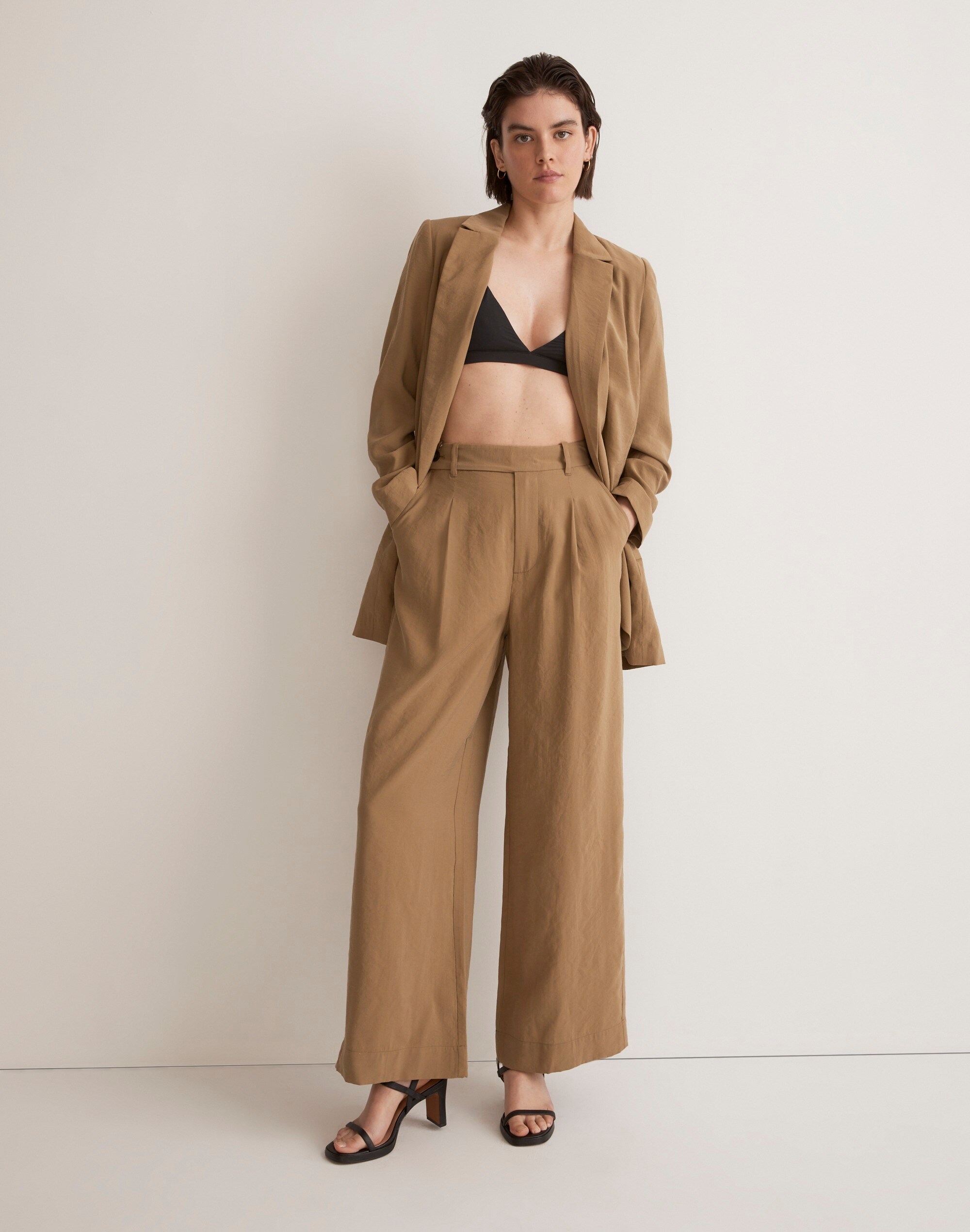 The Harlow Wide-Leg Ankle Pant in Softdrape