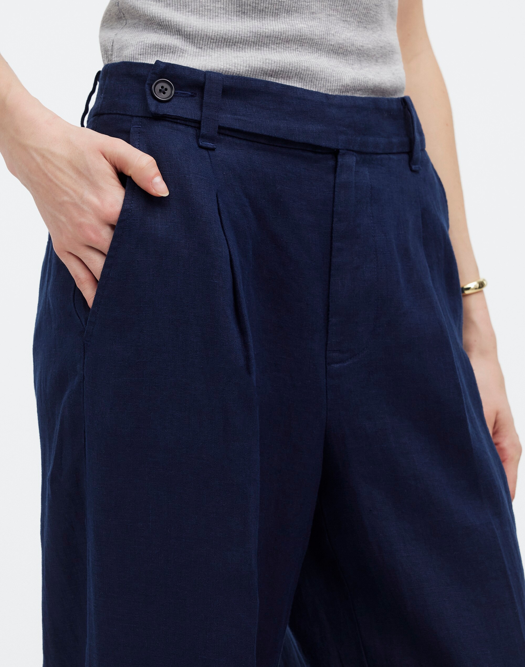 The Harlow Wide-Leg Pant in 100% Linen