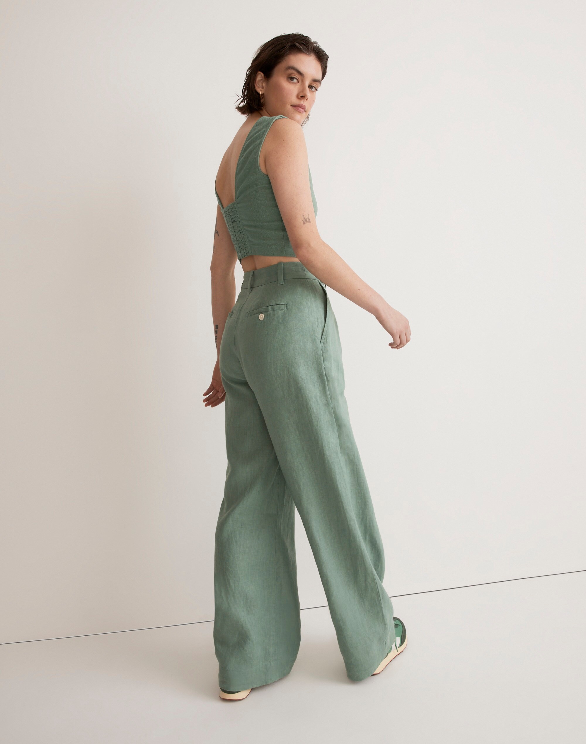 The Harlow Wide-Leg Pant in 100% Linen