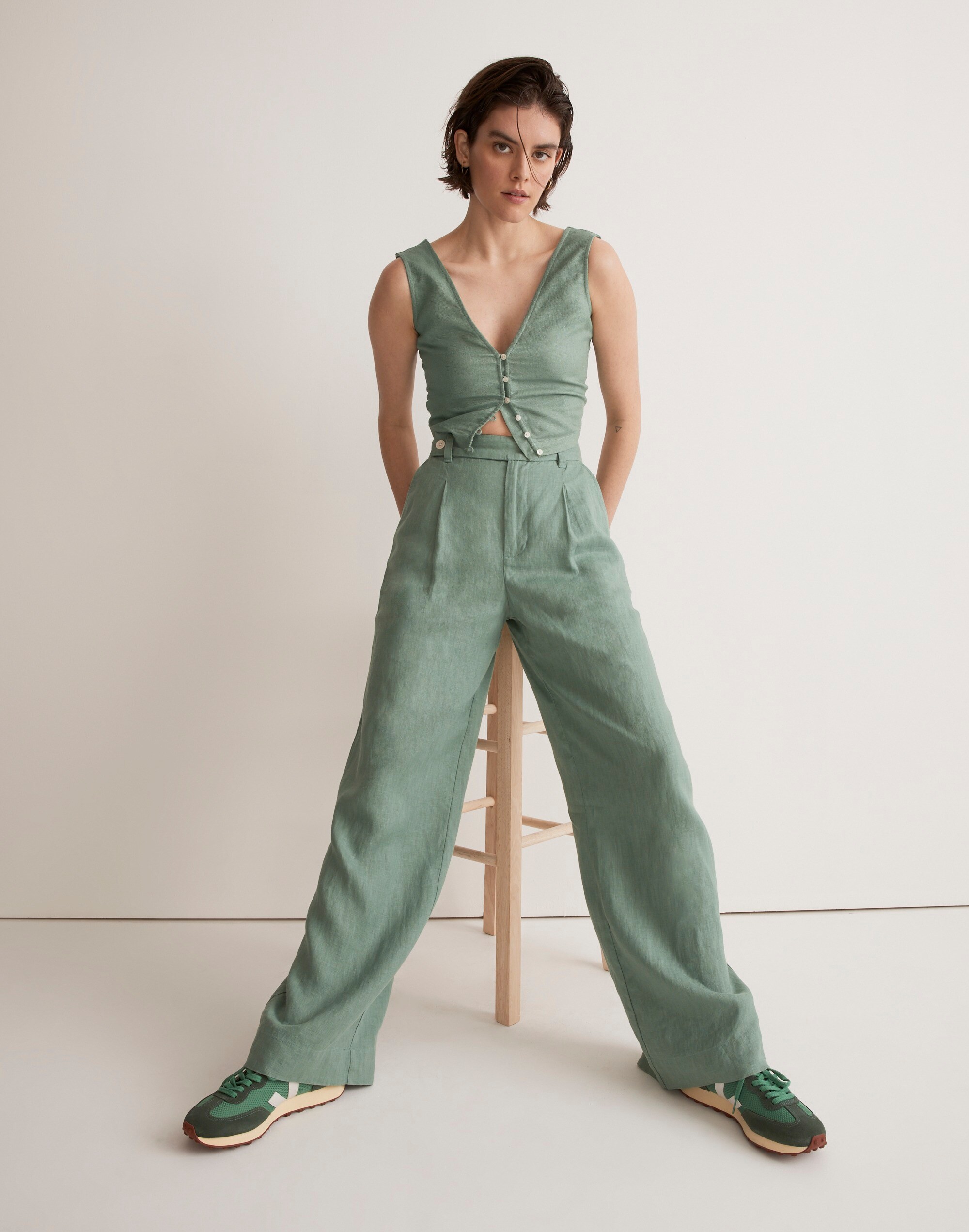 The Harlow Wide-Leg Pant in 100% Linen