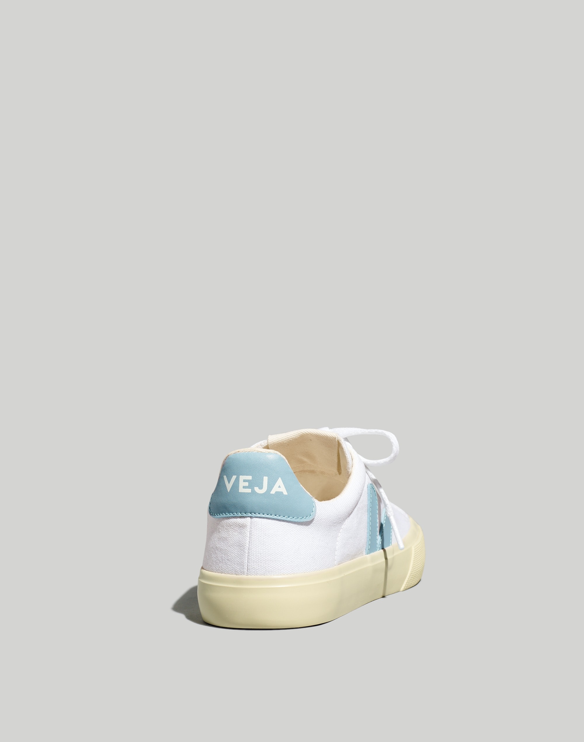 Veja&trade; Campo Sneakers