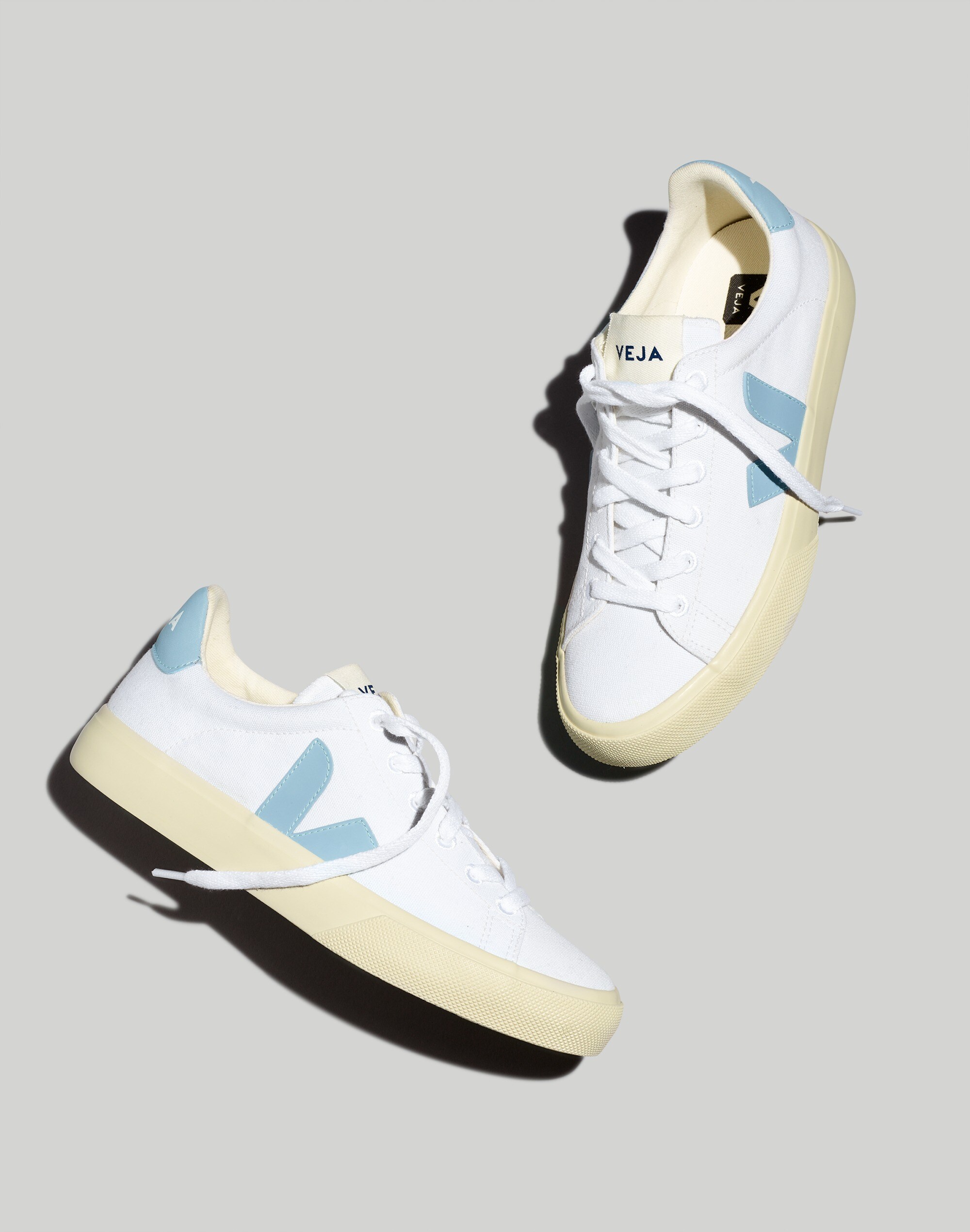 Veja&trade; Campo Sneakers