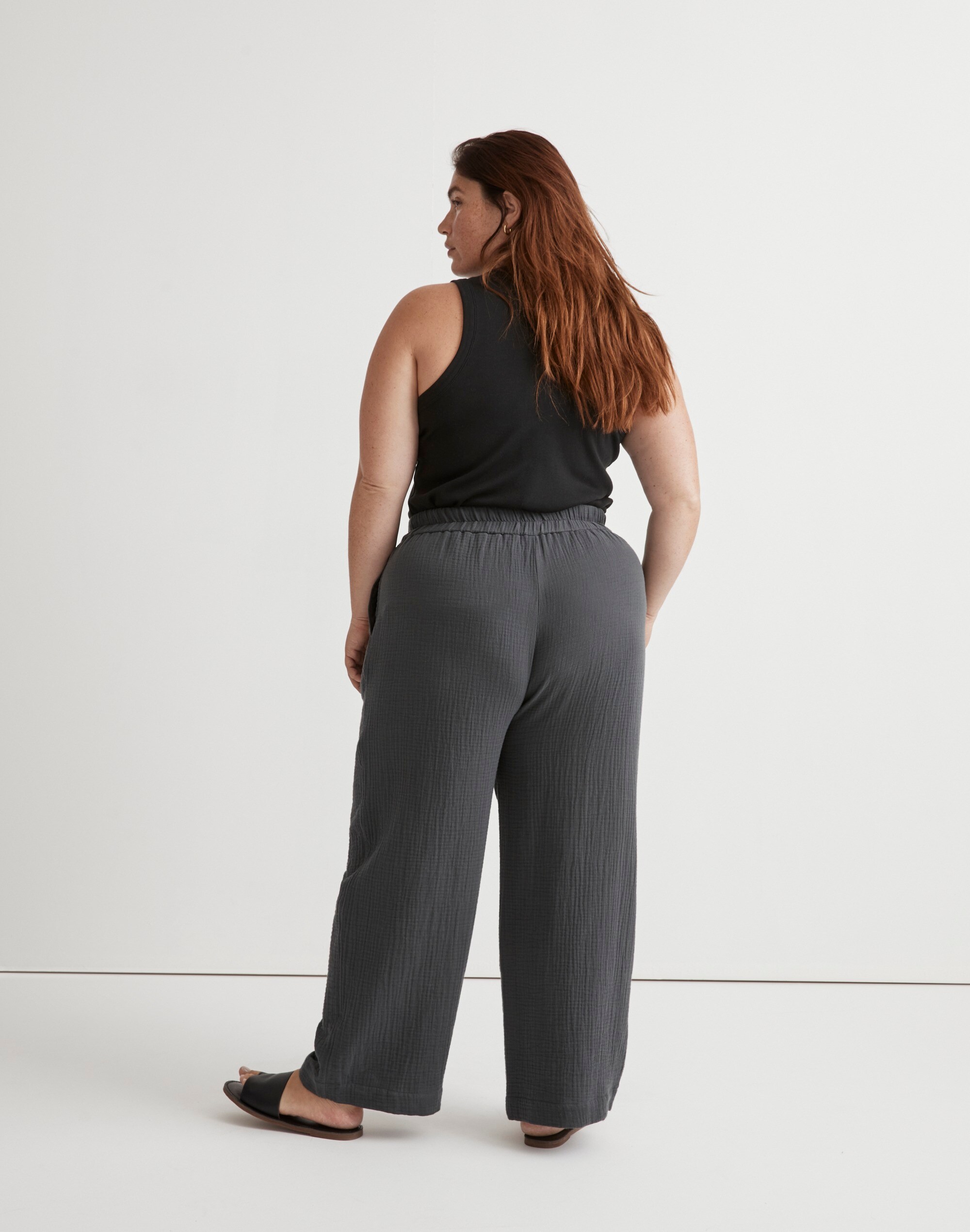 The Plus Untailored Wide-Leg Crop Pant in Lightspun