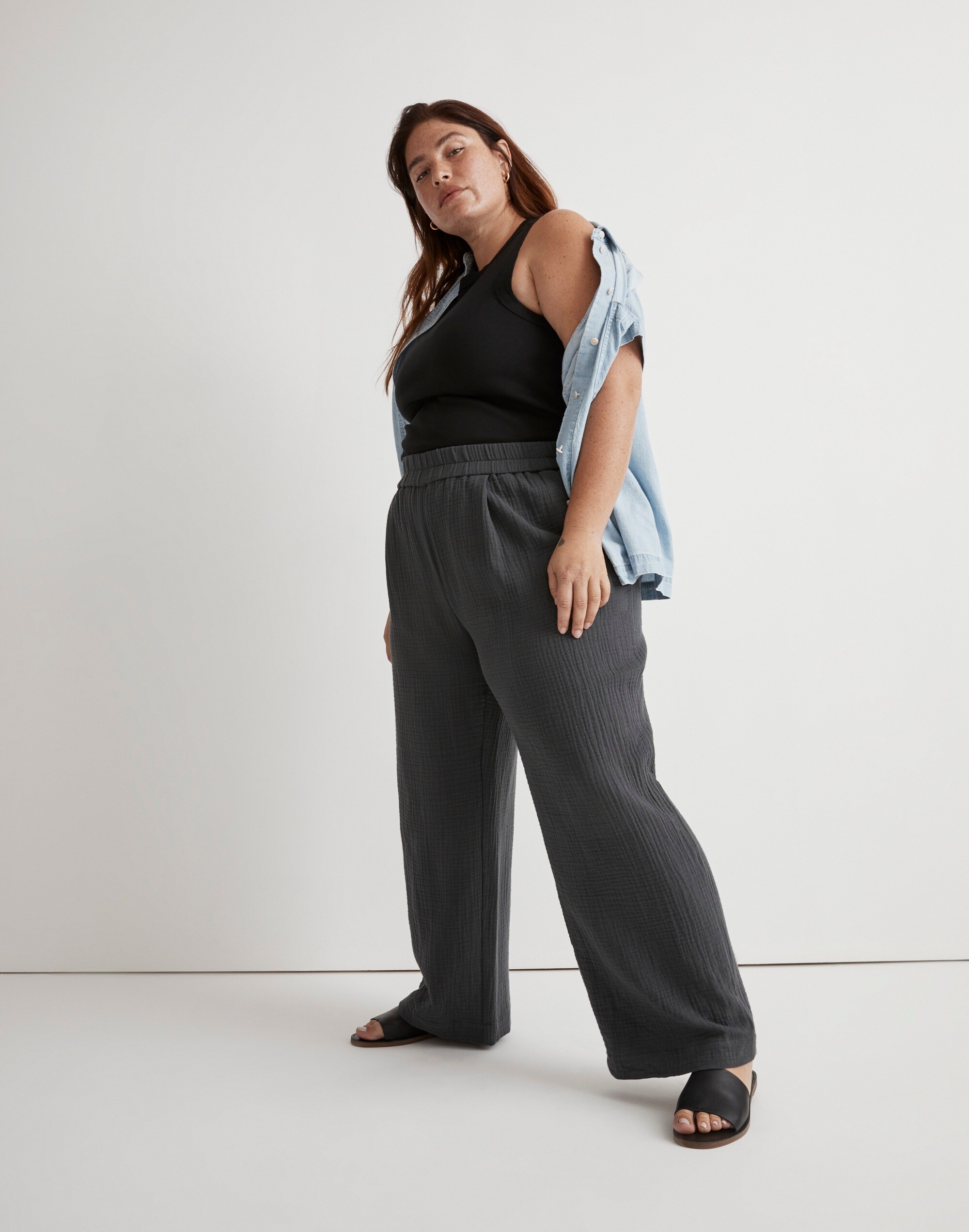 The Plus Untailored Wide-Leg Crop Pant in Lightspun
