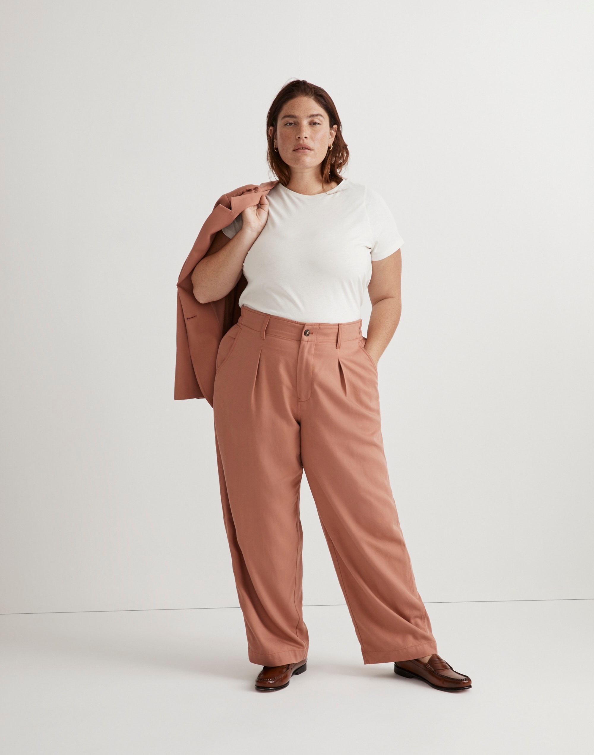 The Plus Neale Straight-Leg Pant in Drapeweave