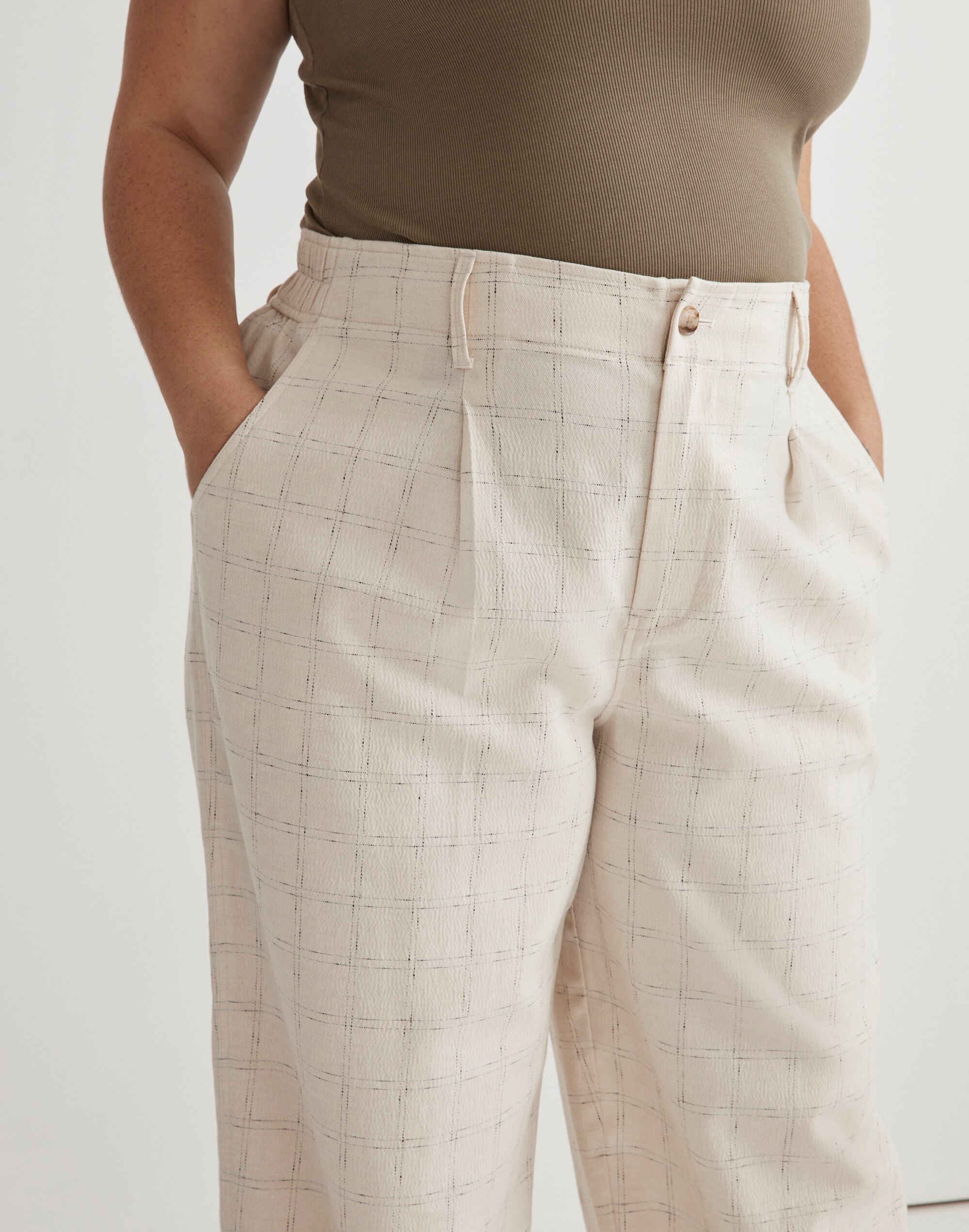 The Plus Neale Straight-Leg Pant in Ghent Plaid