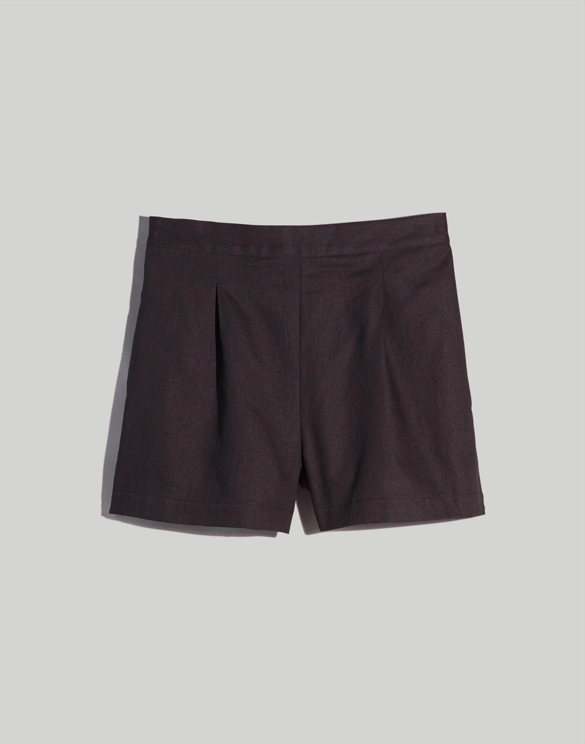 Plus Clean Pull-On Shorts in Linen-Cotton