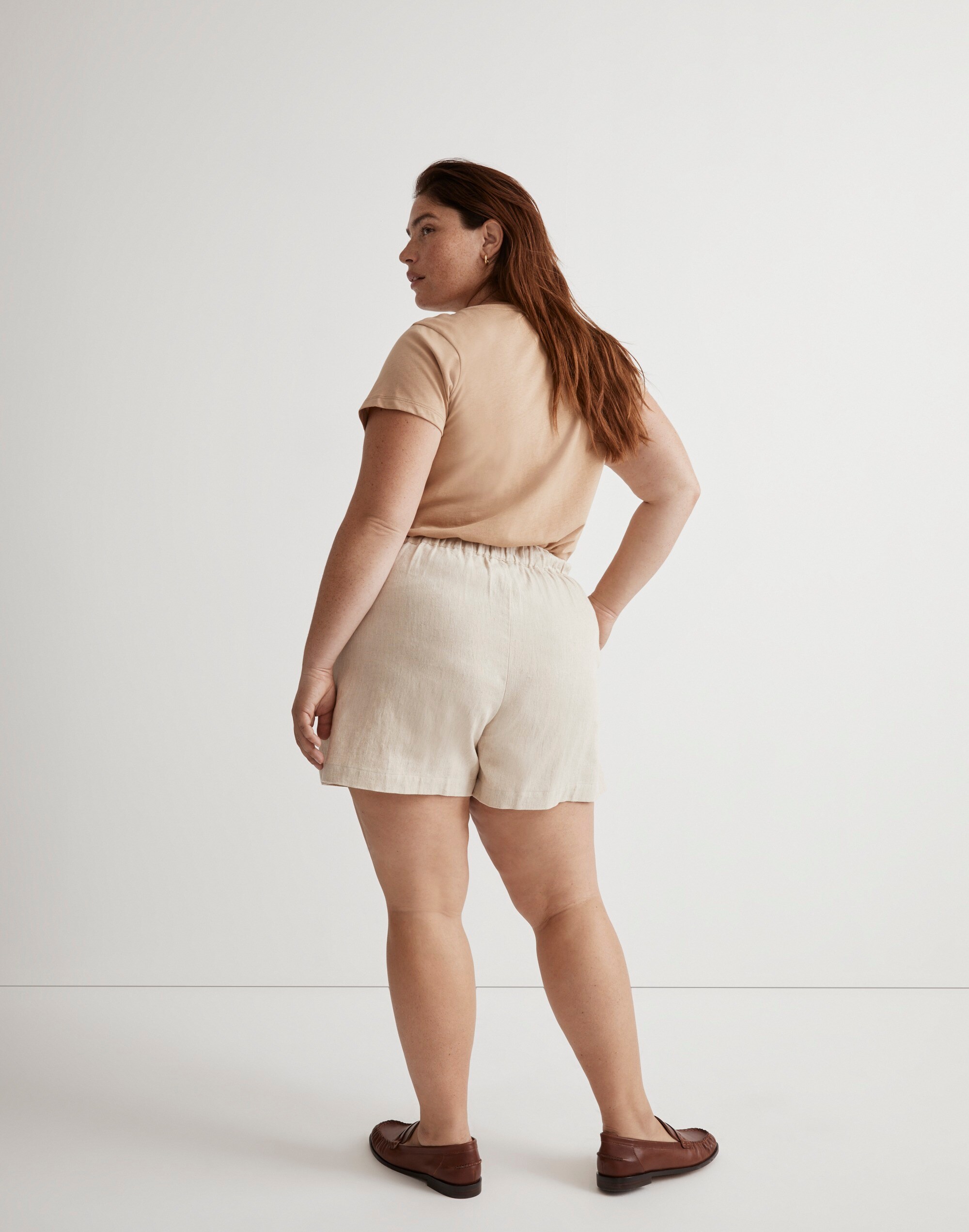 Plus Clean Pull-On Shorts in Linen-Cotton