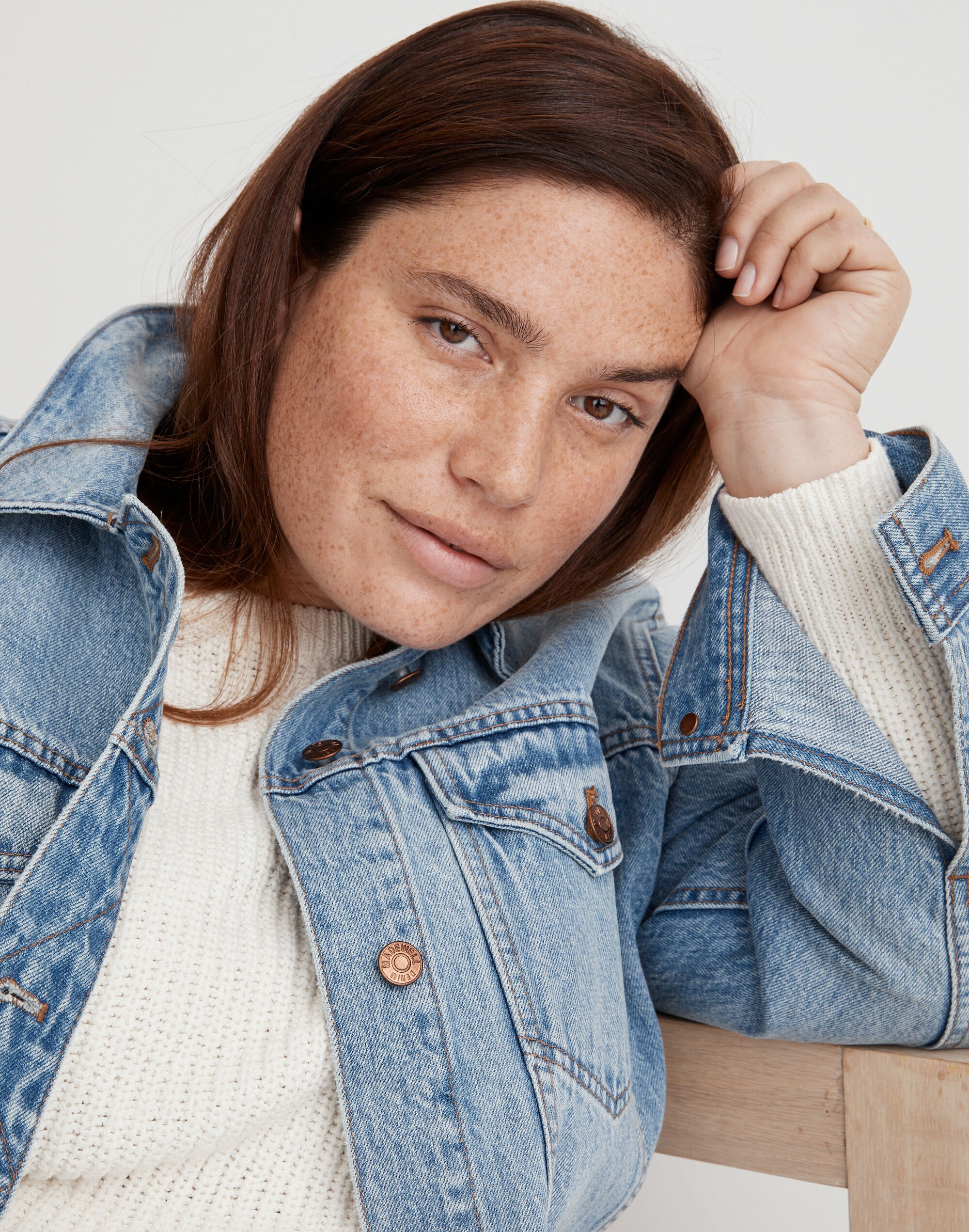 The Plus Oversized Trucker Jean Jacket in Kelson Wash