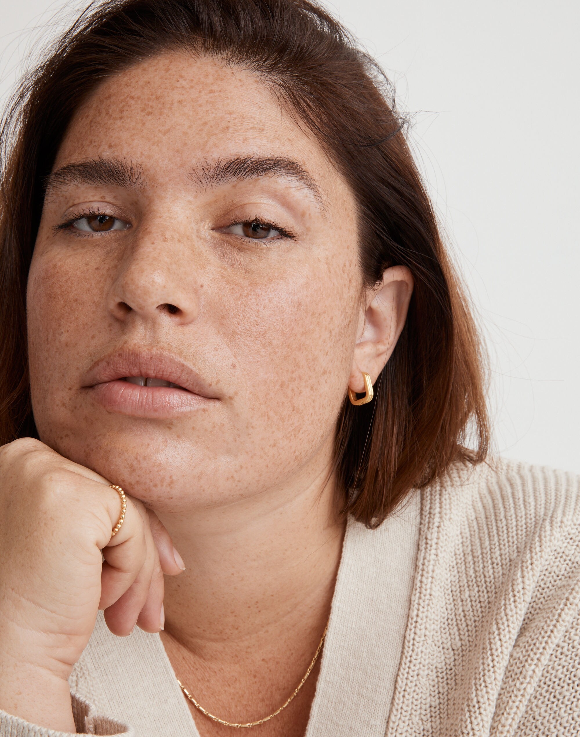 Ribbed Carabiner Huggie Hoop Earrings