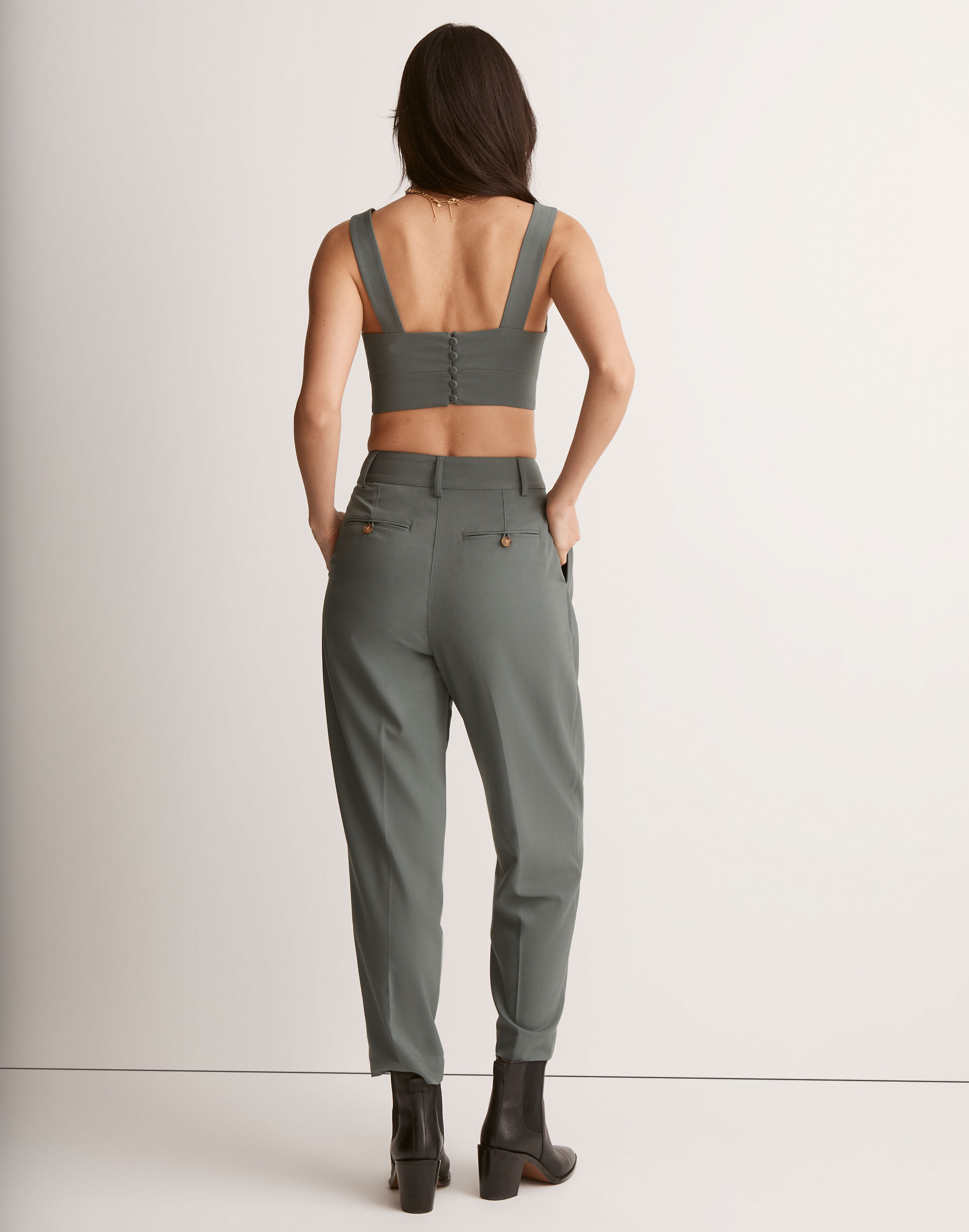 Pleated Tapered Pants