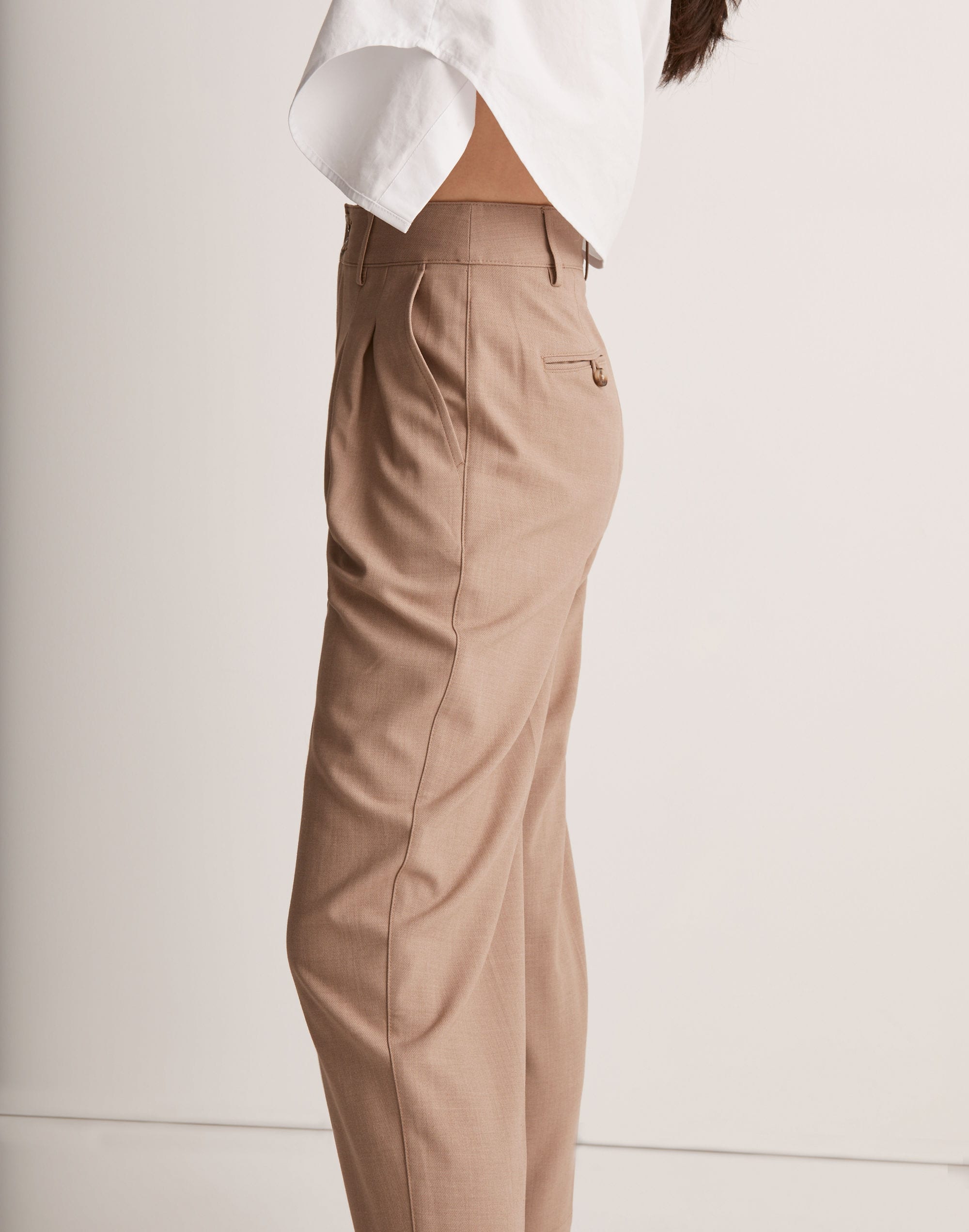 Pleated Tapered Pants