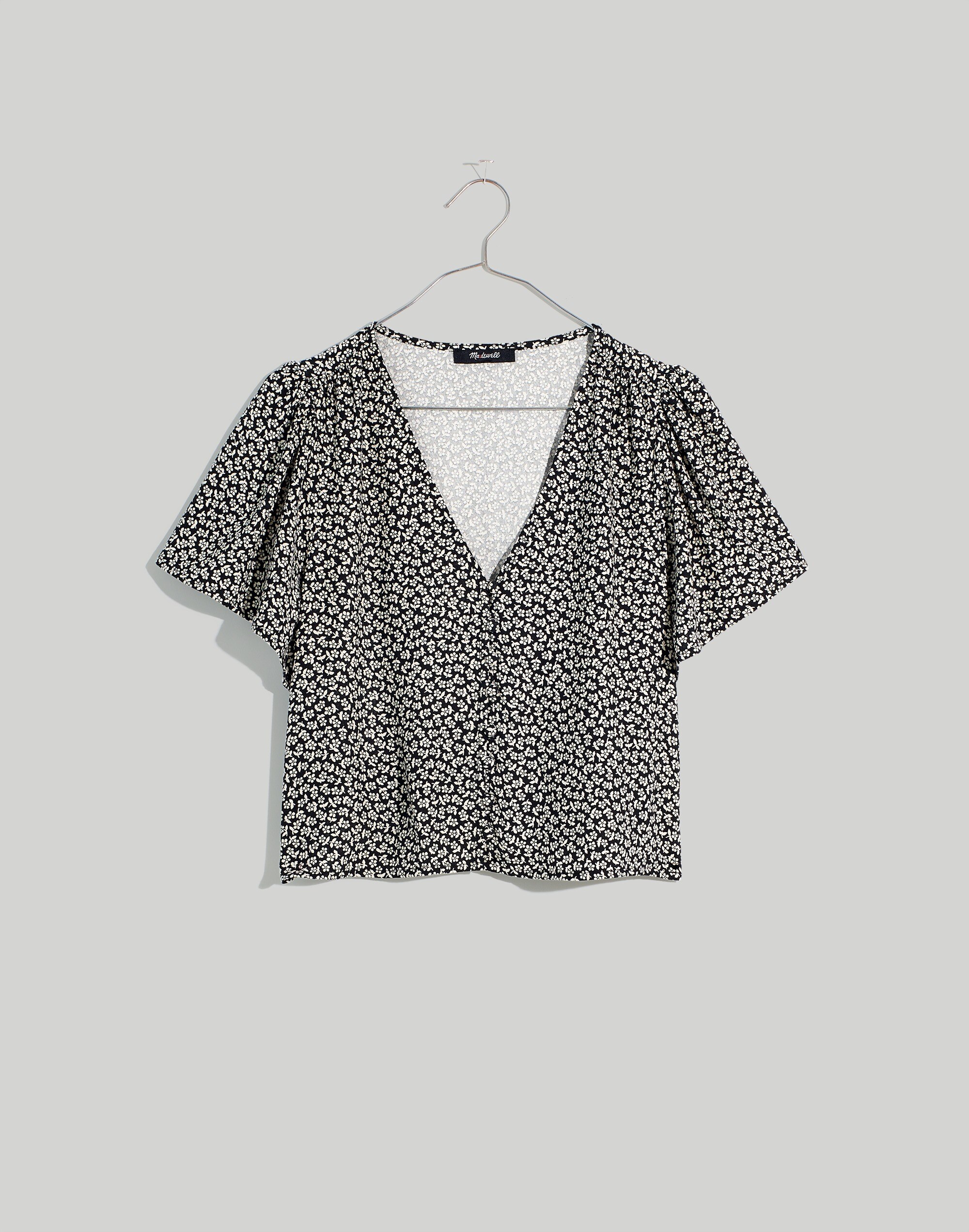 Plus Flutter-Sleeve Crop Top in Micro Daisy