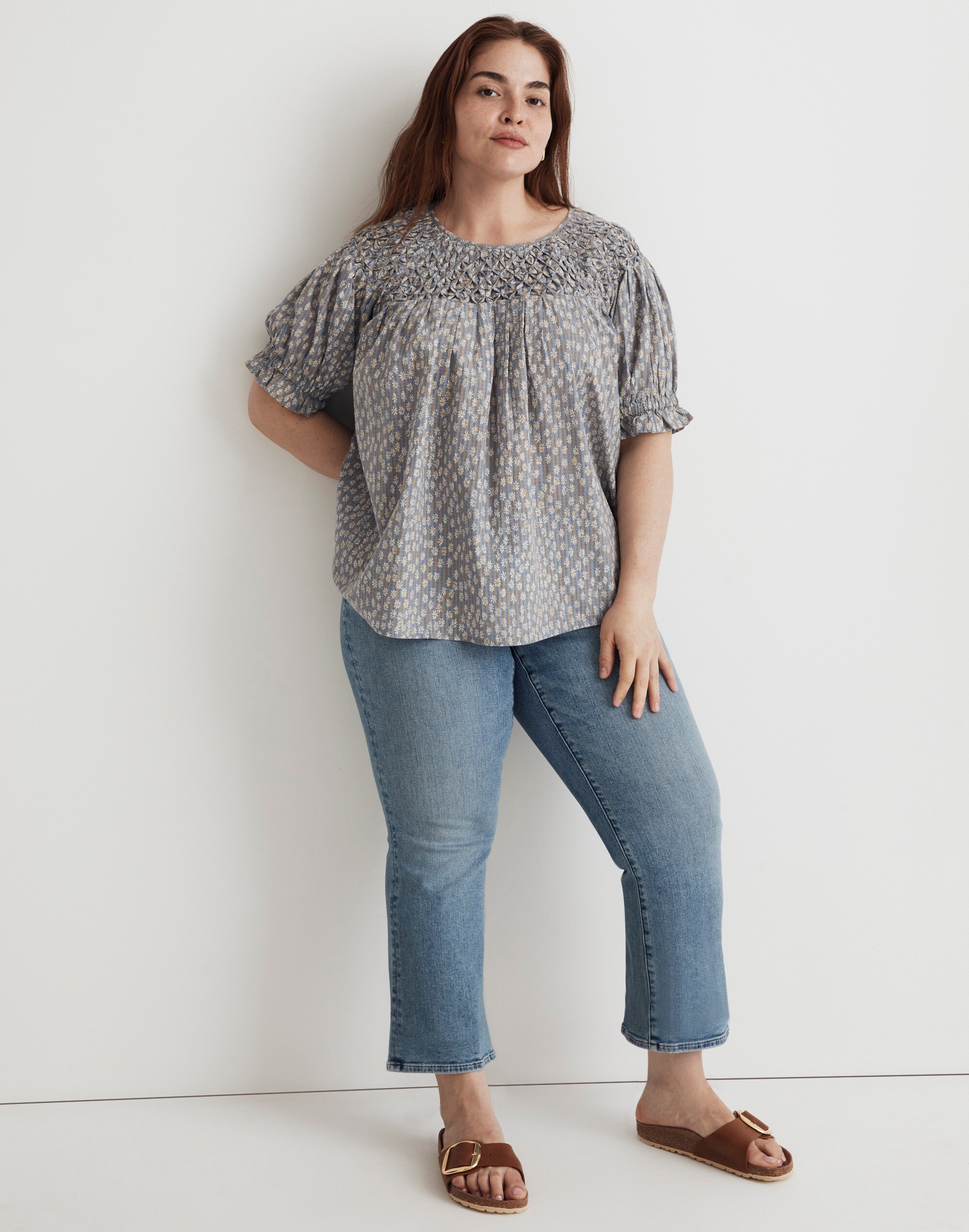 Plus Shirred Puff-Sleeve Top in Daisy Blooms