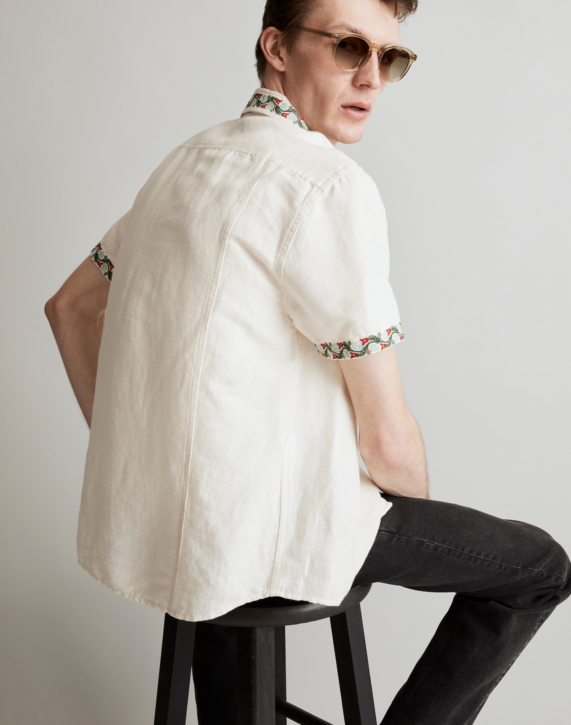 Corridor&reg; Hamsa Linen Summer Shirt Alternate Image 3