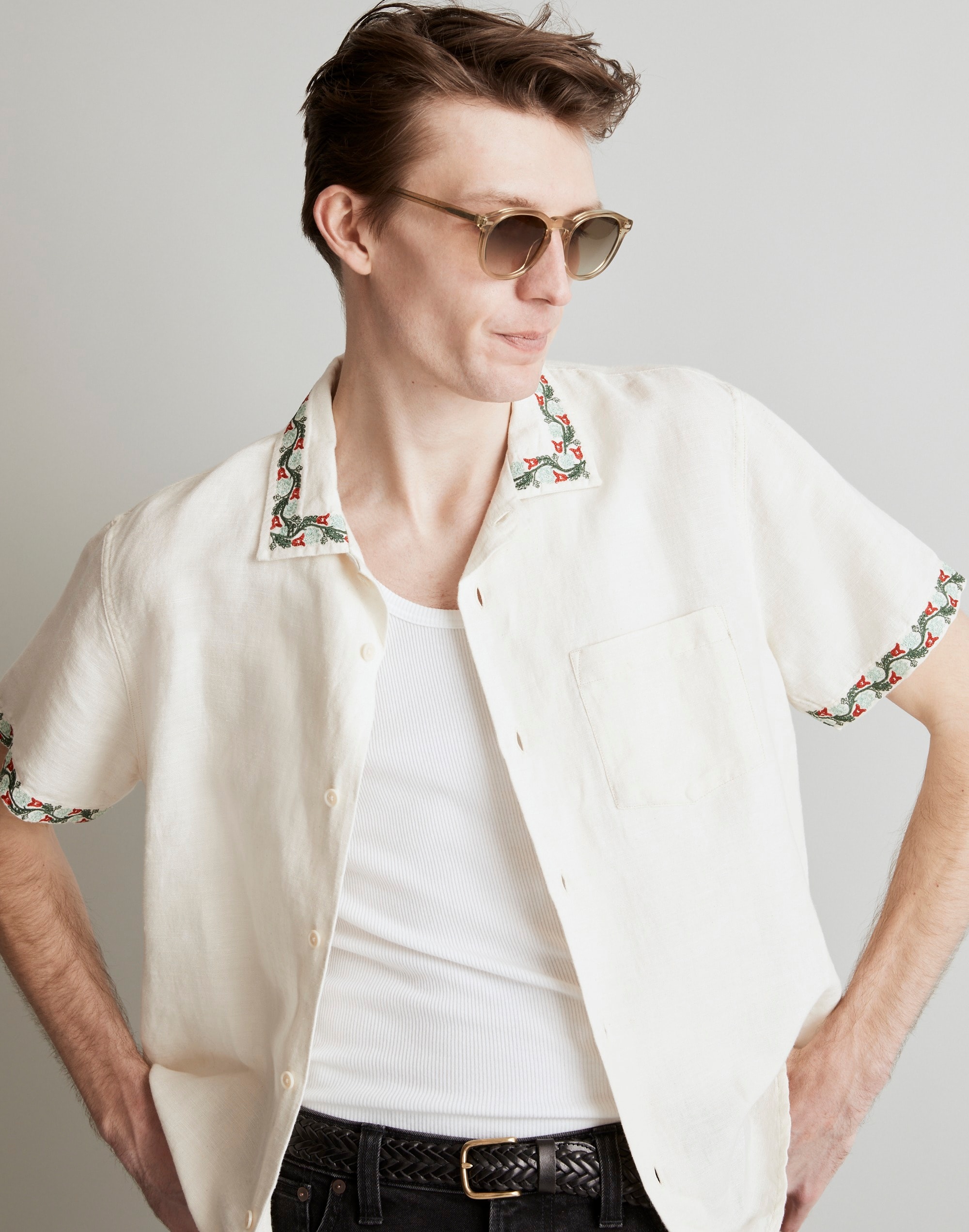 Corridor&reg; Hamsa Linen Summer Shirt Alternate Image 1