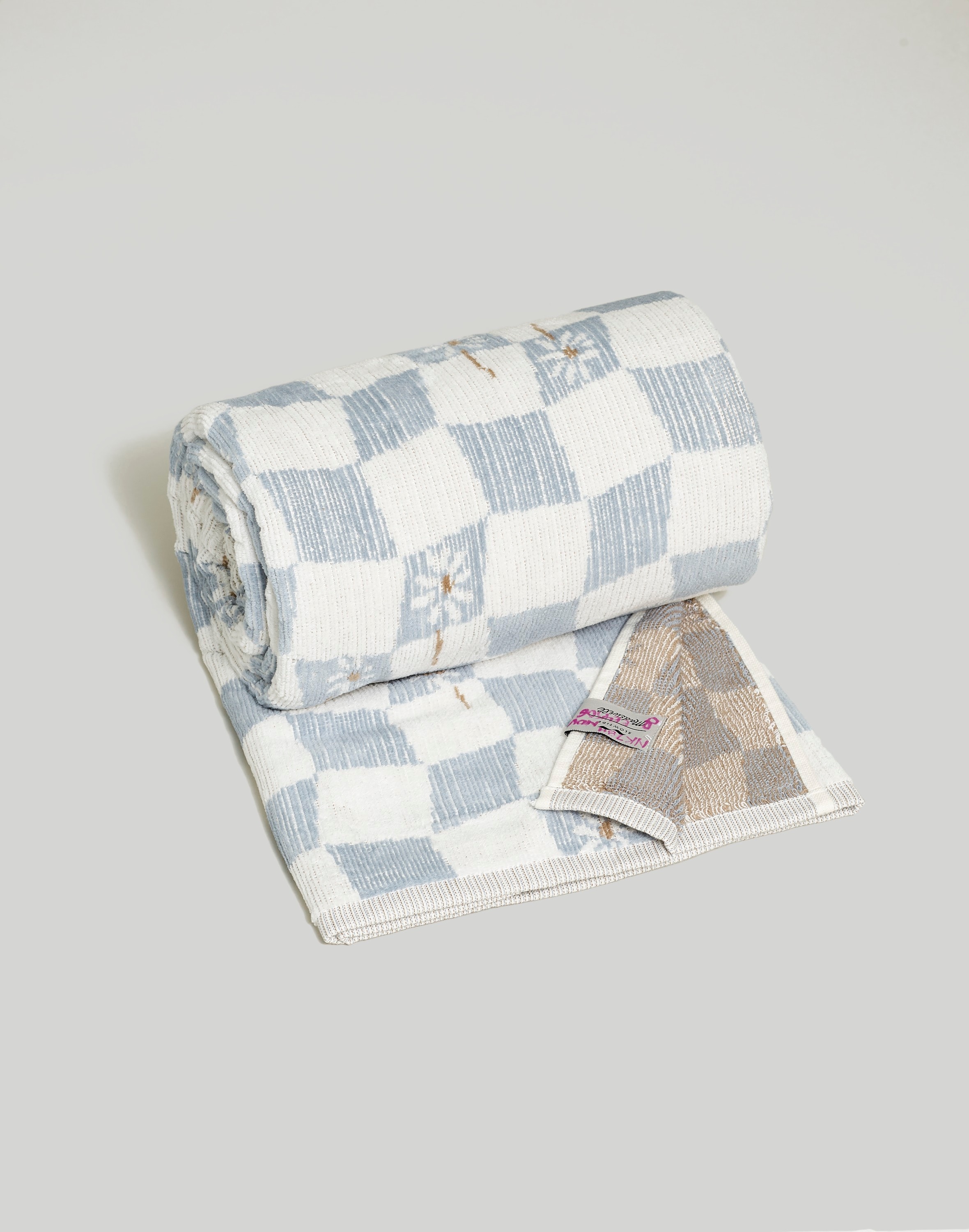 Madewell x Slowtide Beach Towel in Geo Daisy