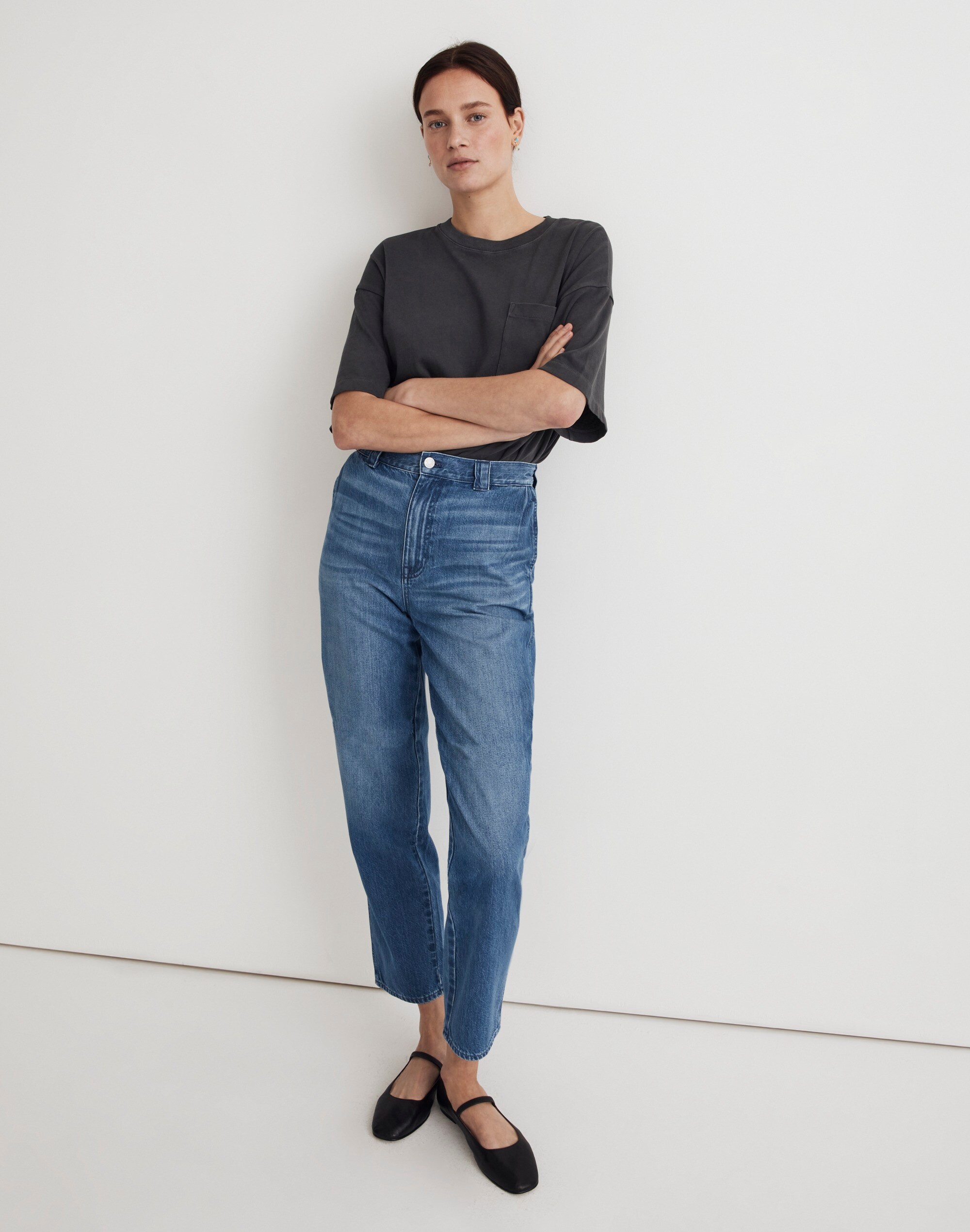 High-Rise Tapered Jeans in Ventnor Wash: Pleat Edition