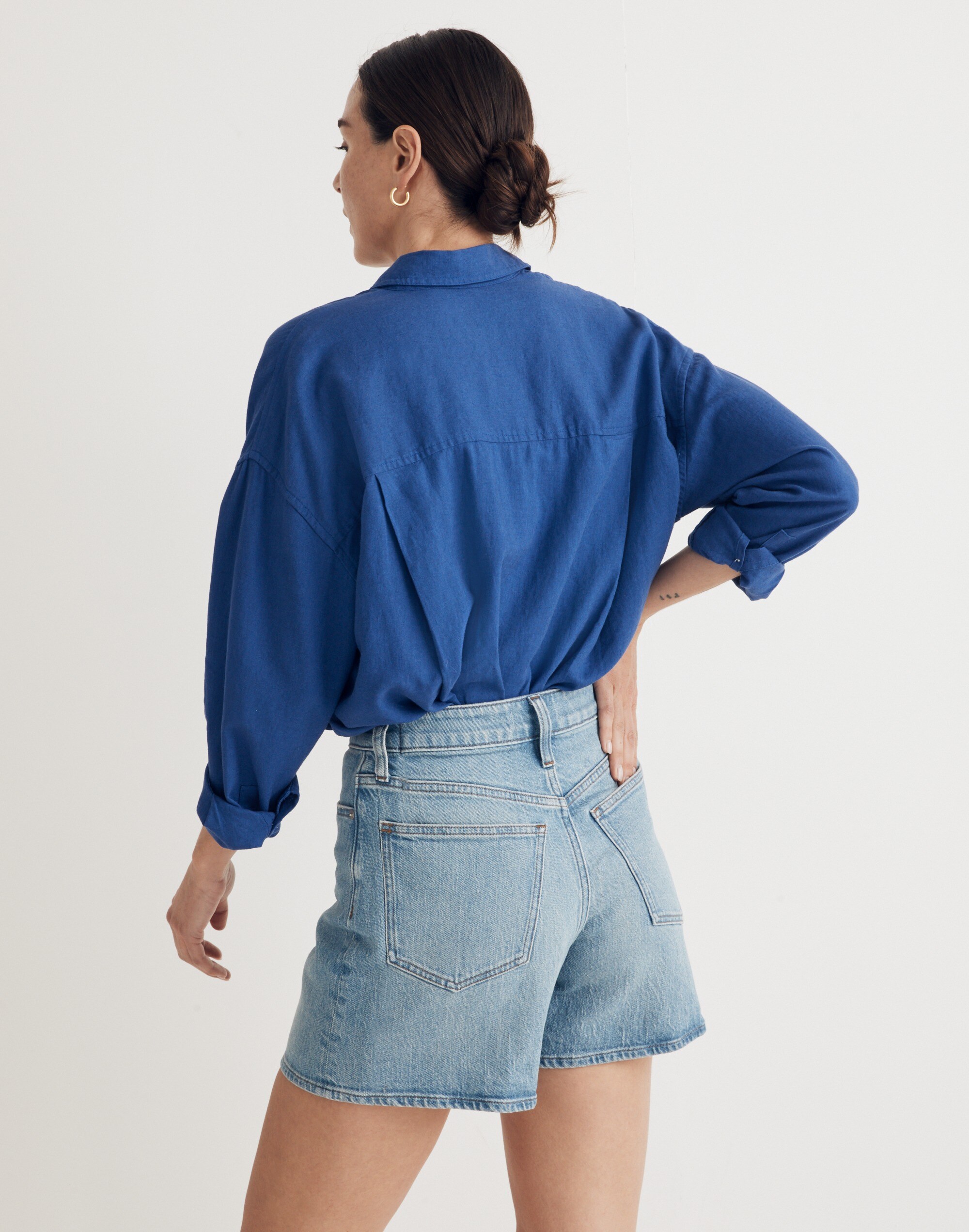 The Perfect Vintage Mid-Length Jean Short in Wainfleet Wash