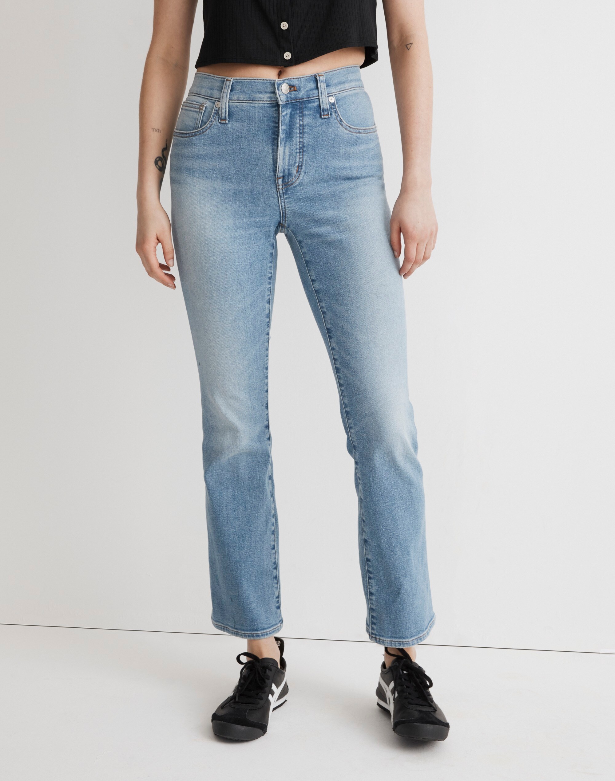 Petite Kick Out Crop Jeans