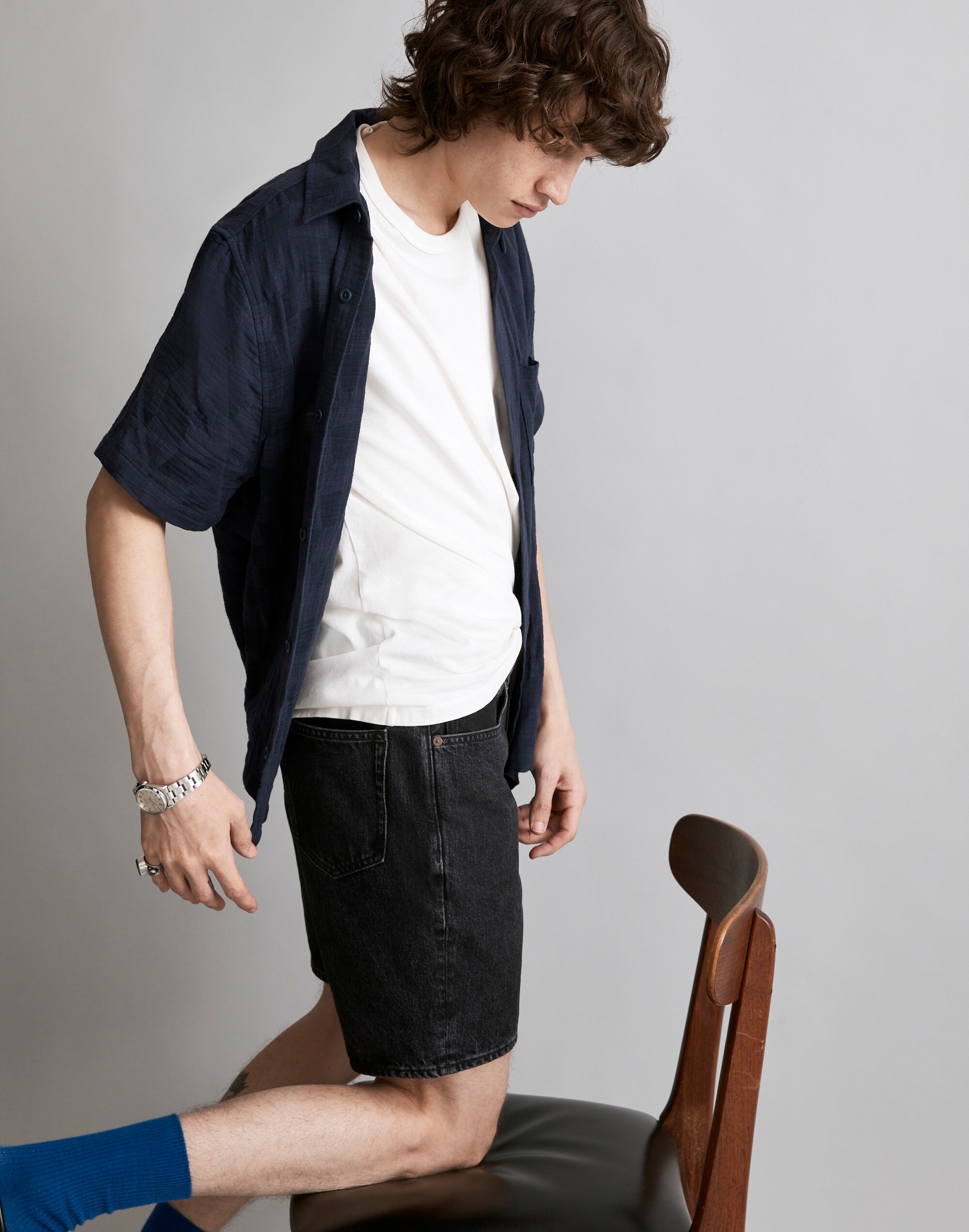 8" Denim Shorts in Tumbled Black Wash