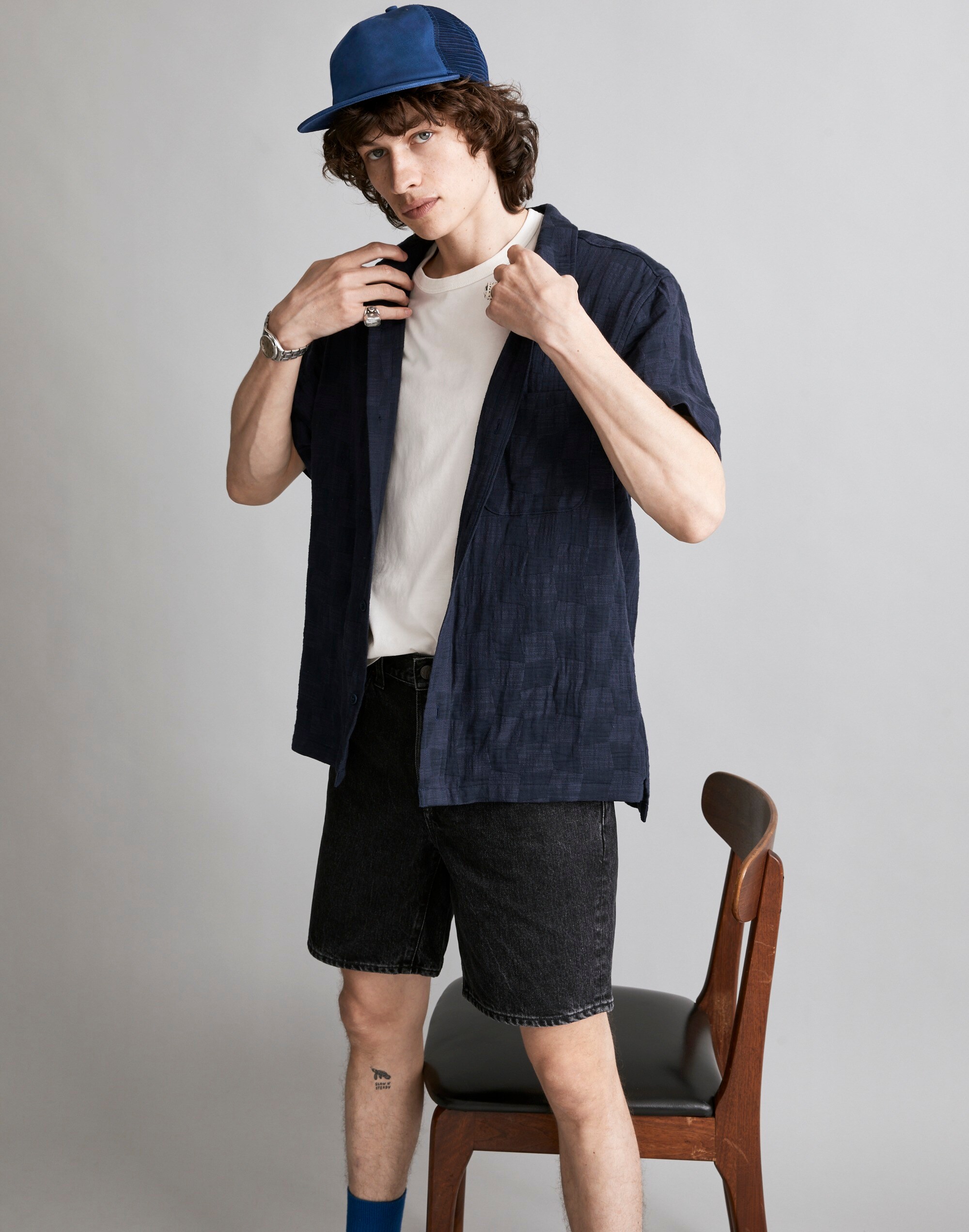 8" Denim Shorts in Tumbled Black Wash