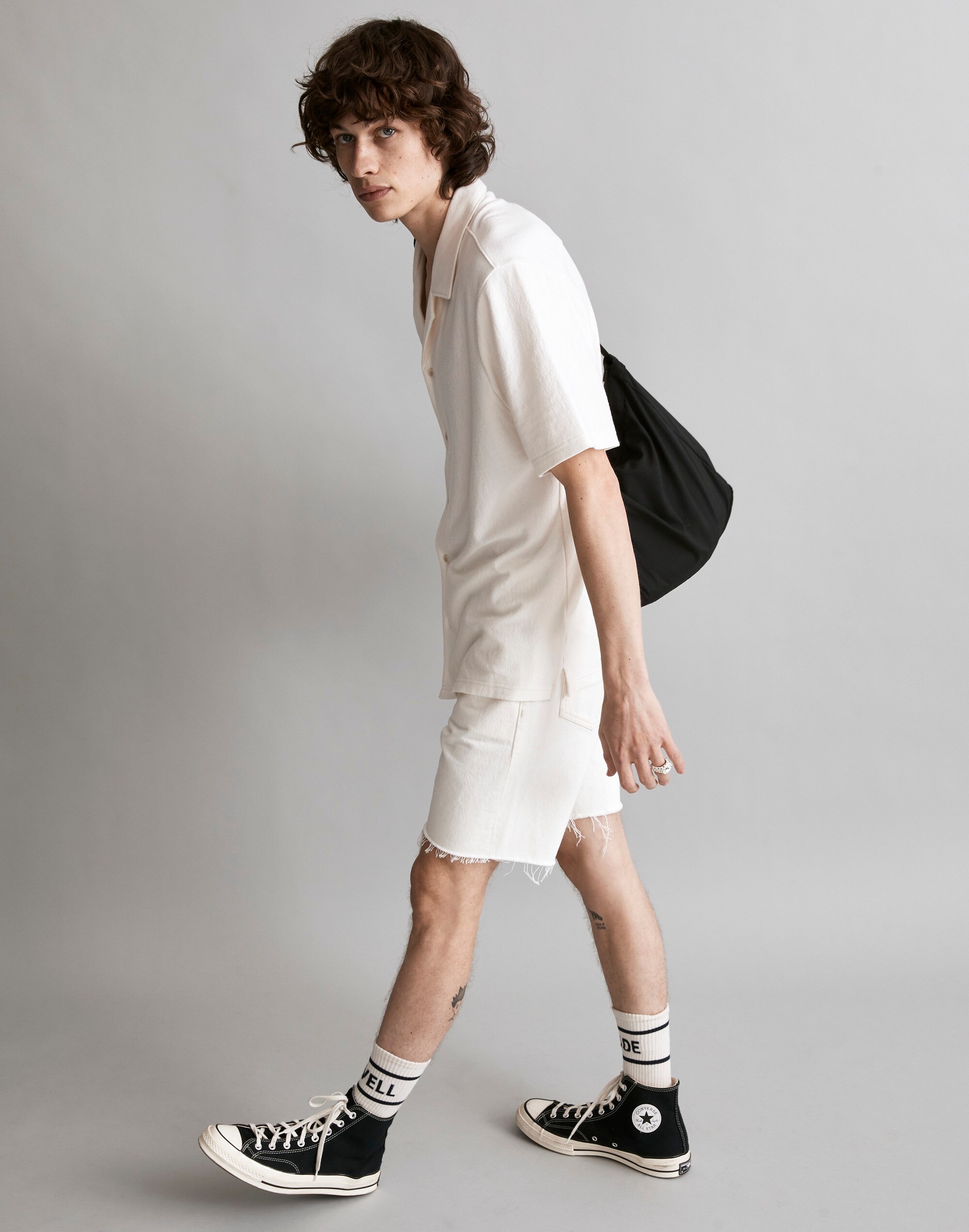 8" Denim Shorts in Ecru Wash