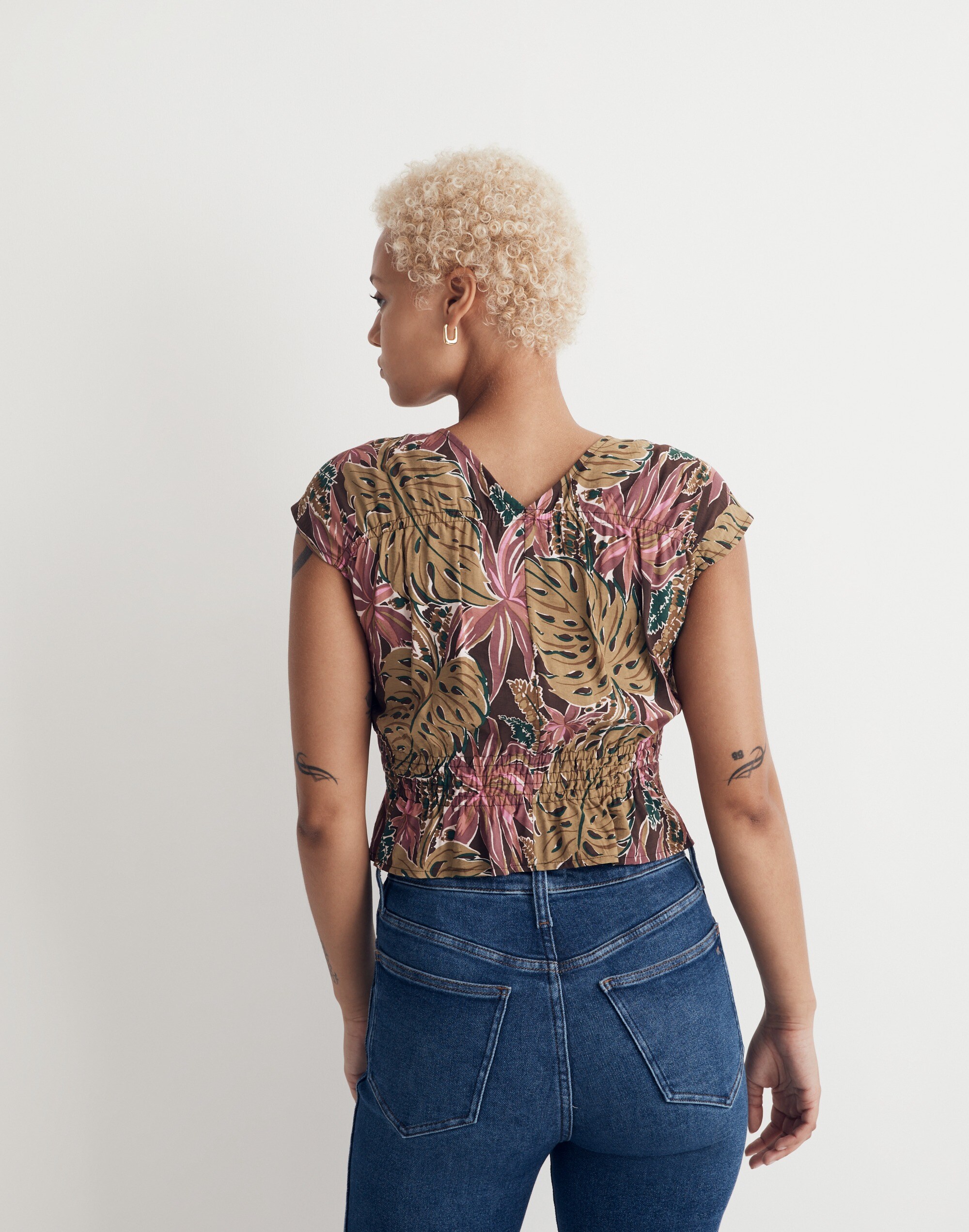 Shirred Cap-Sleeve Top in Brushstroke Monstera