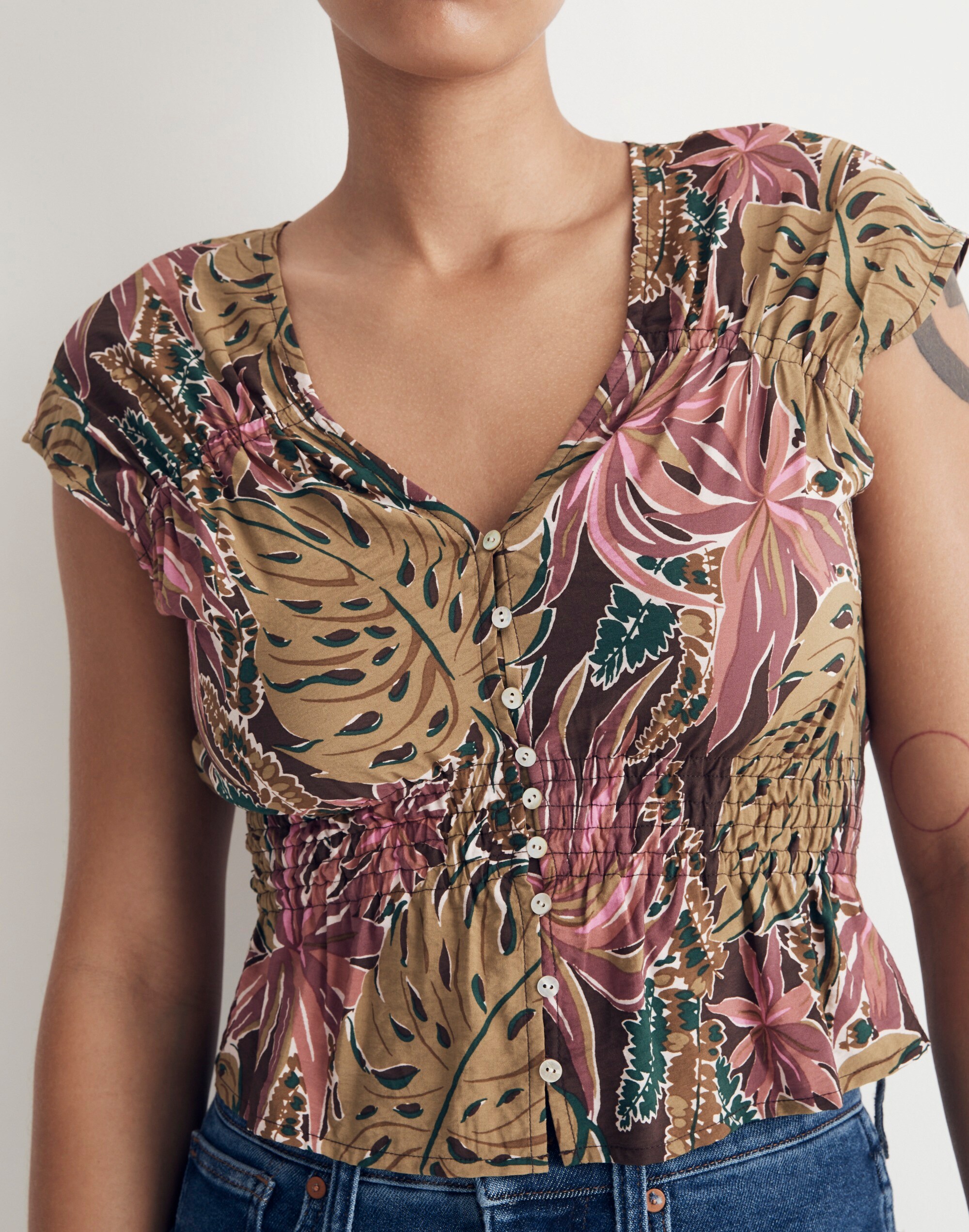 Shirred Cap-Sleeve Top in Brushstroke Monstera