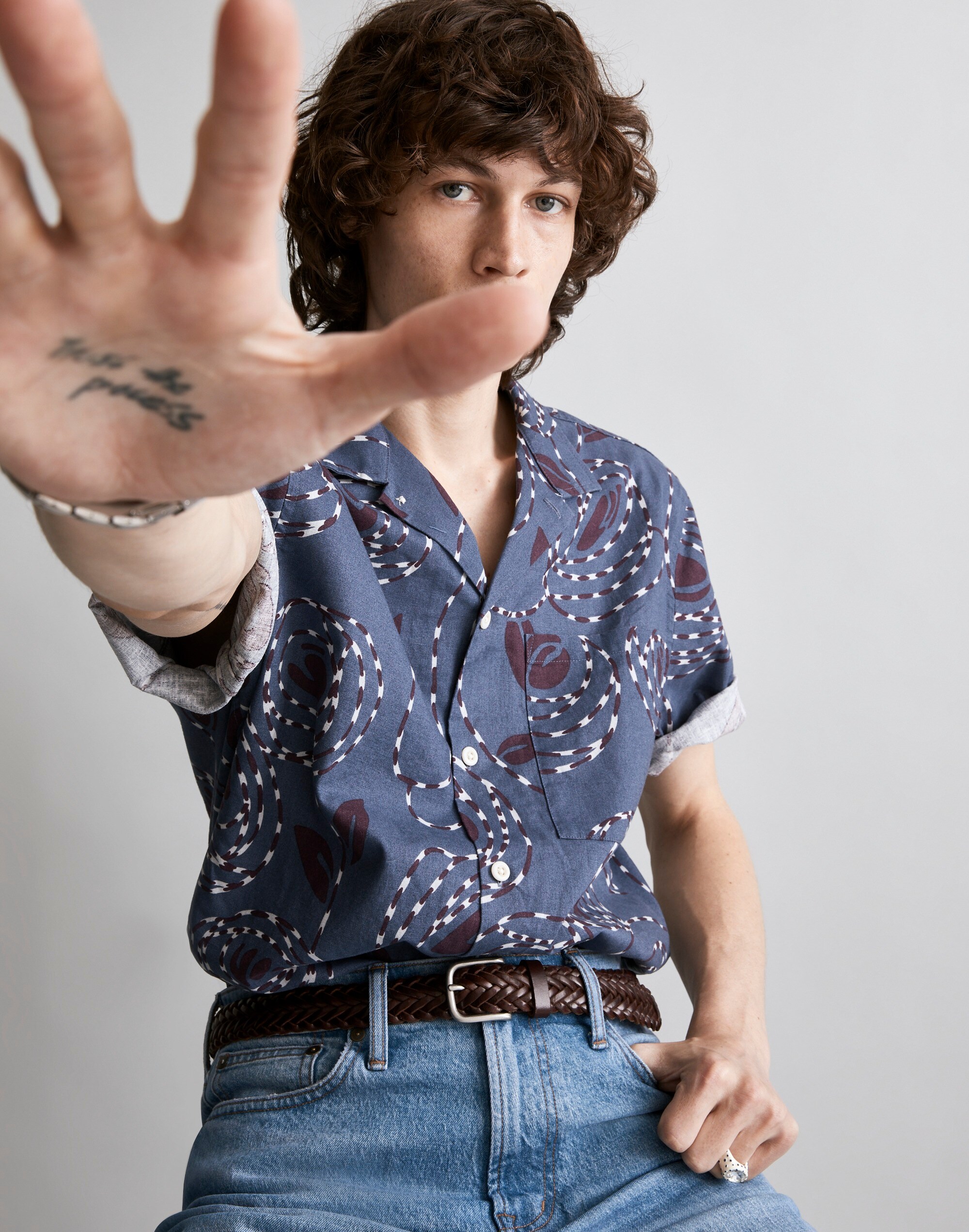 Hemp-Cotton Blend Boxy Short-Sleeve Shirt