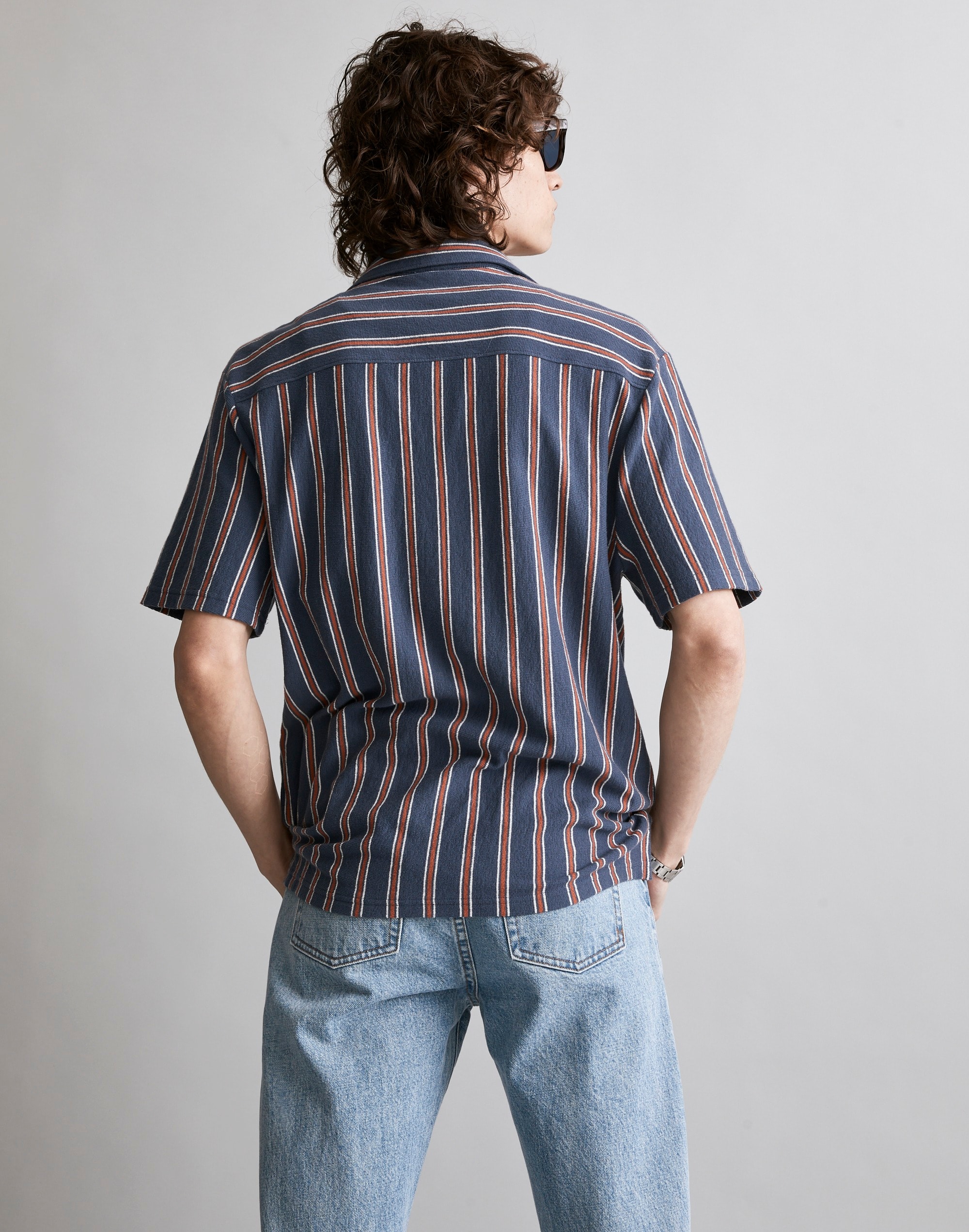 Easy Short-Sleeve Shirt in Textured Stripe Alternate Image 3