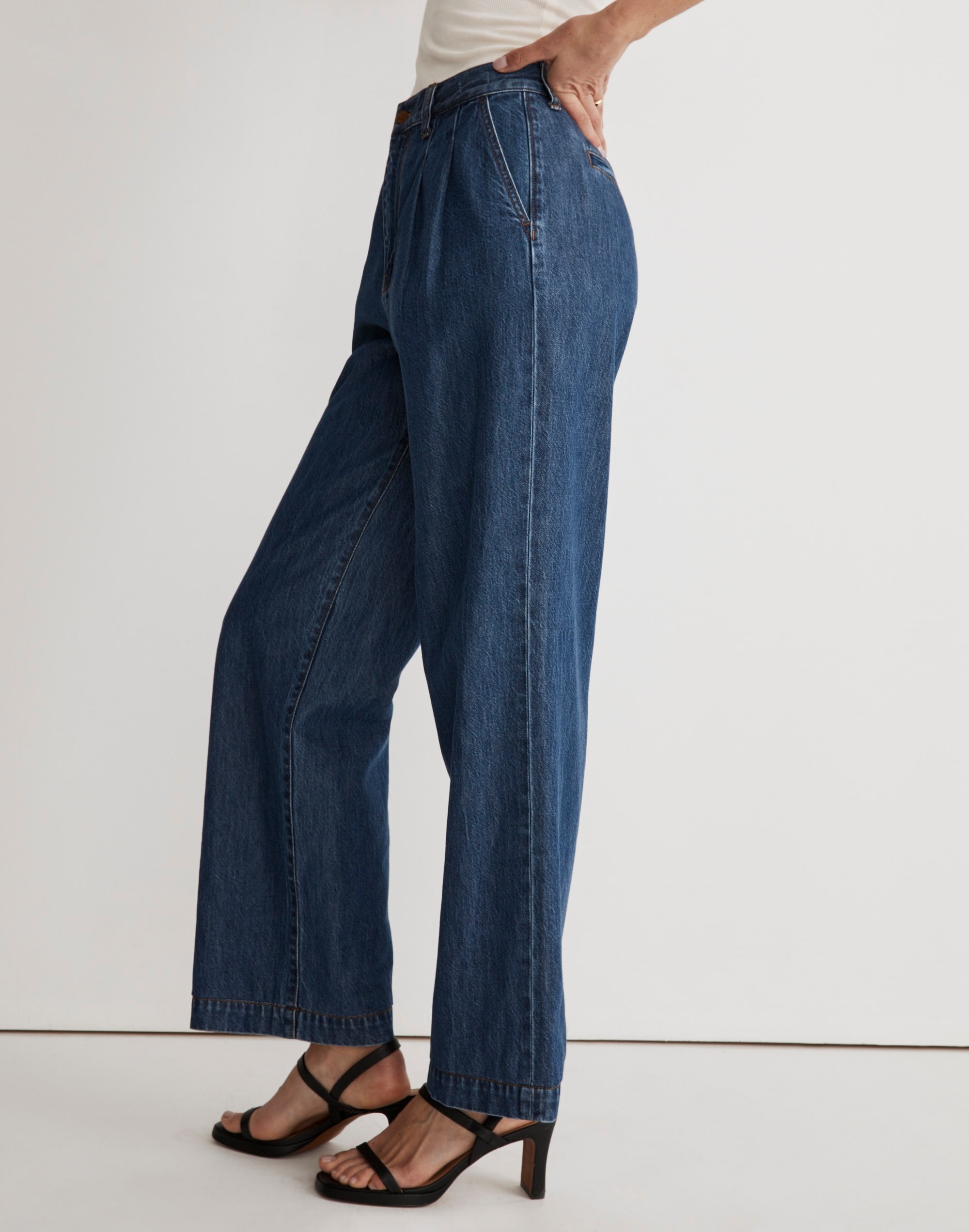 The Harlow Wide-Leg Jean in Fairson Wash
